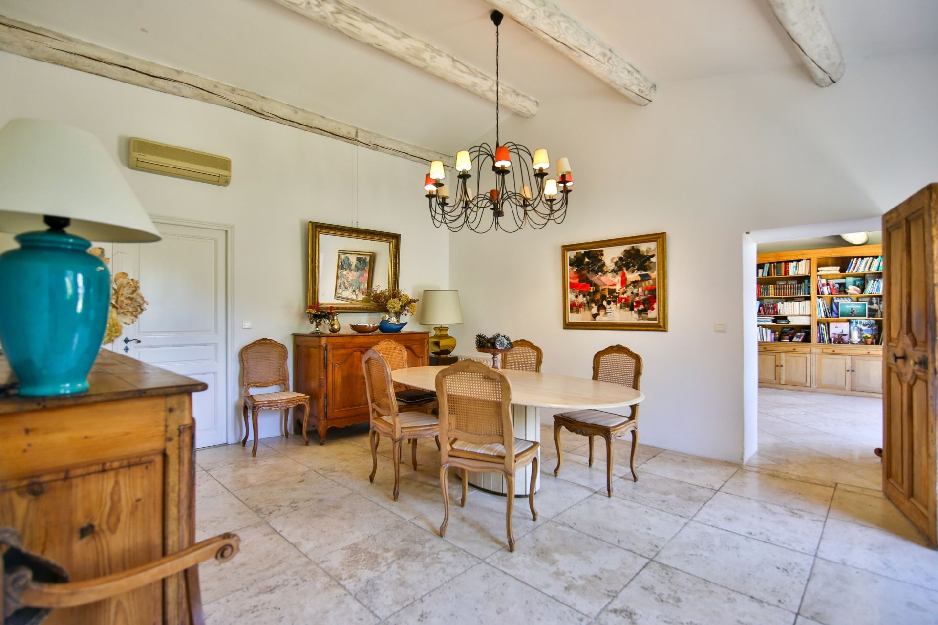 luxury house 12 Rooms for sale on CUCURON (84160)
