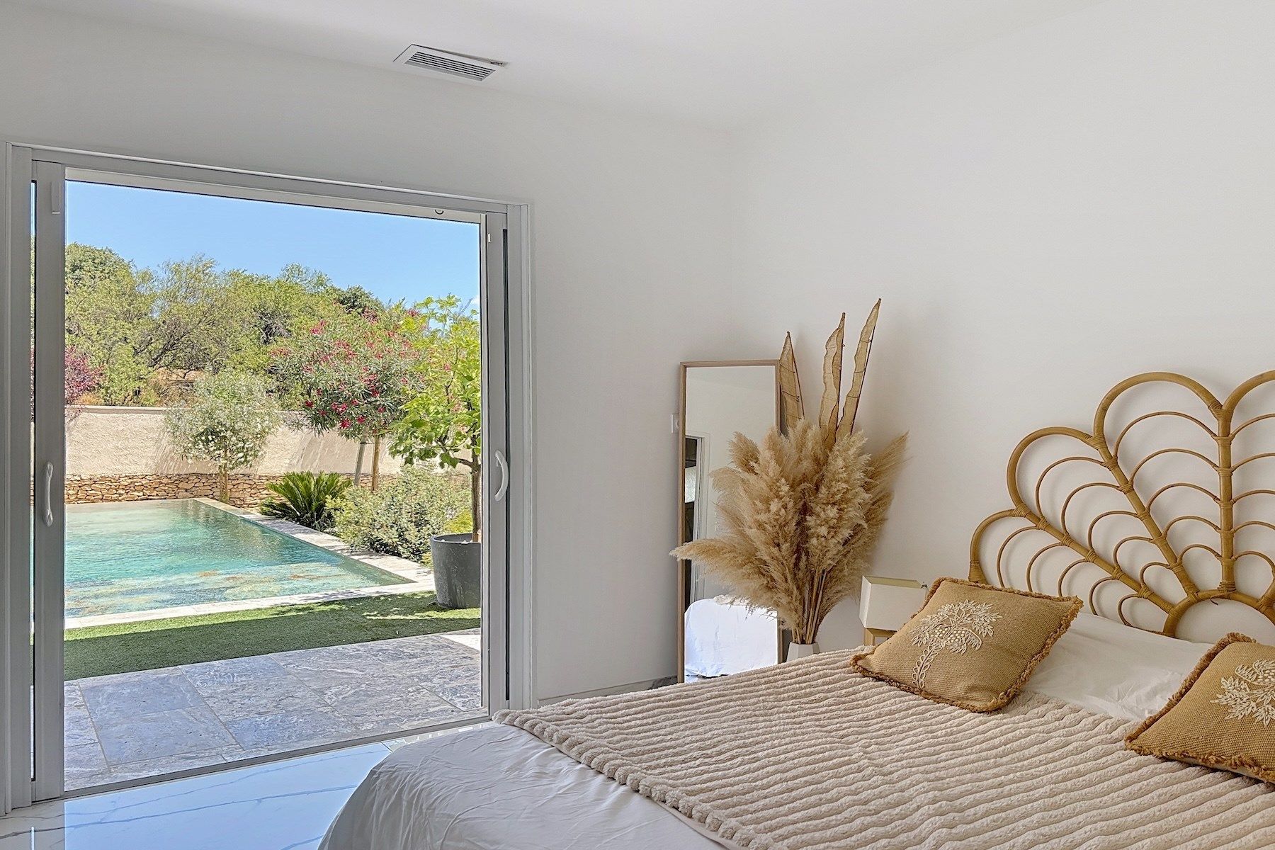 maison de luxe 5 Pièces en vente sur COLLIAS (30210)
