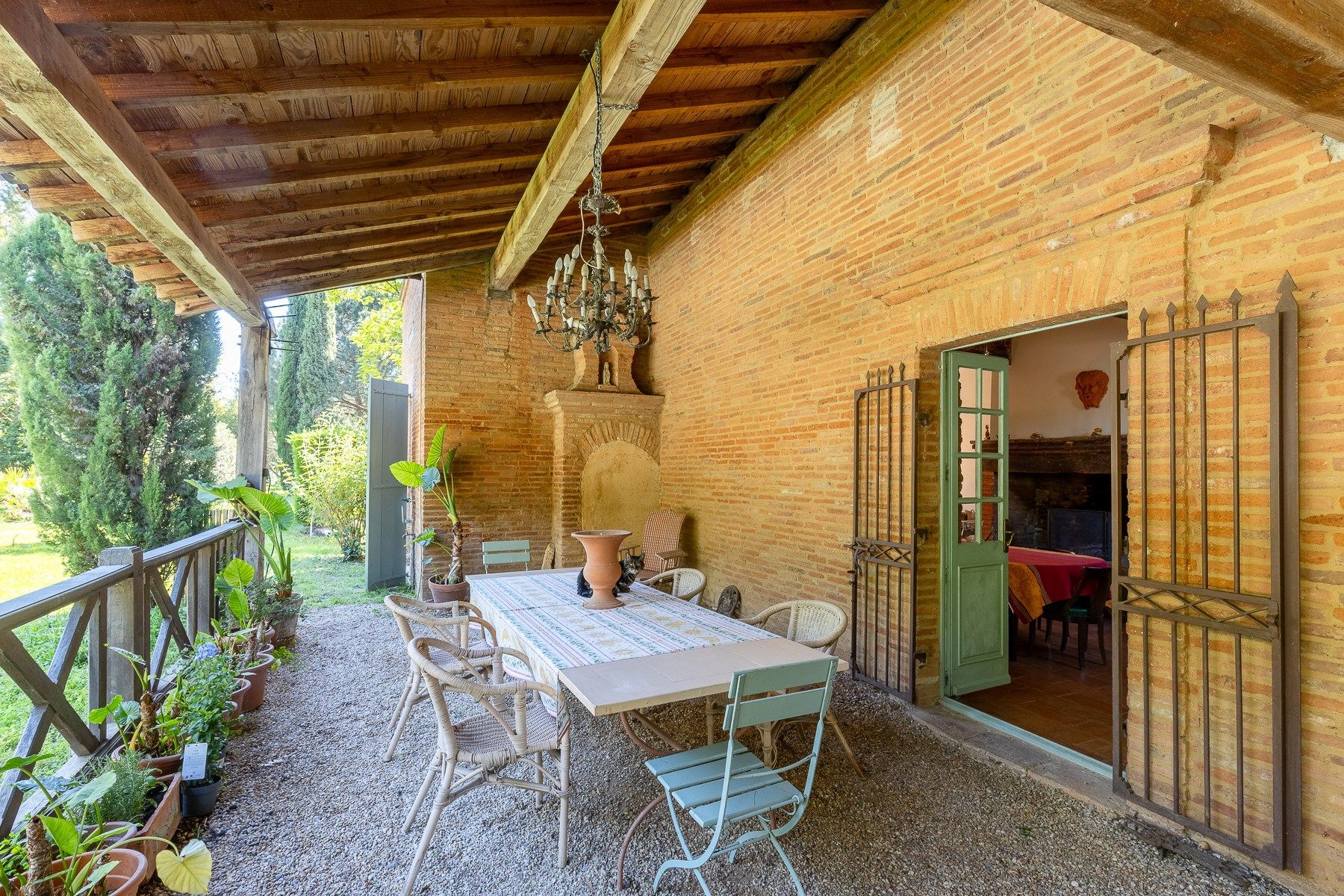 luxury house 20 Rooms for sale on TOULOUSE (31000)