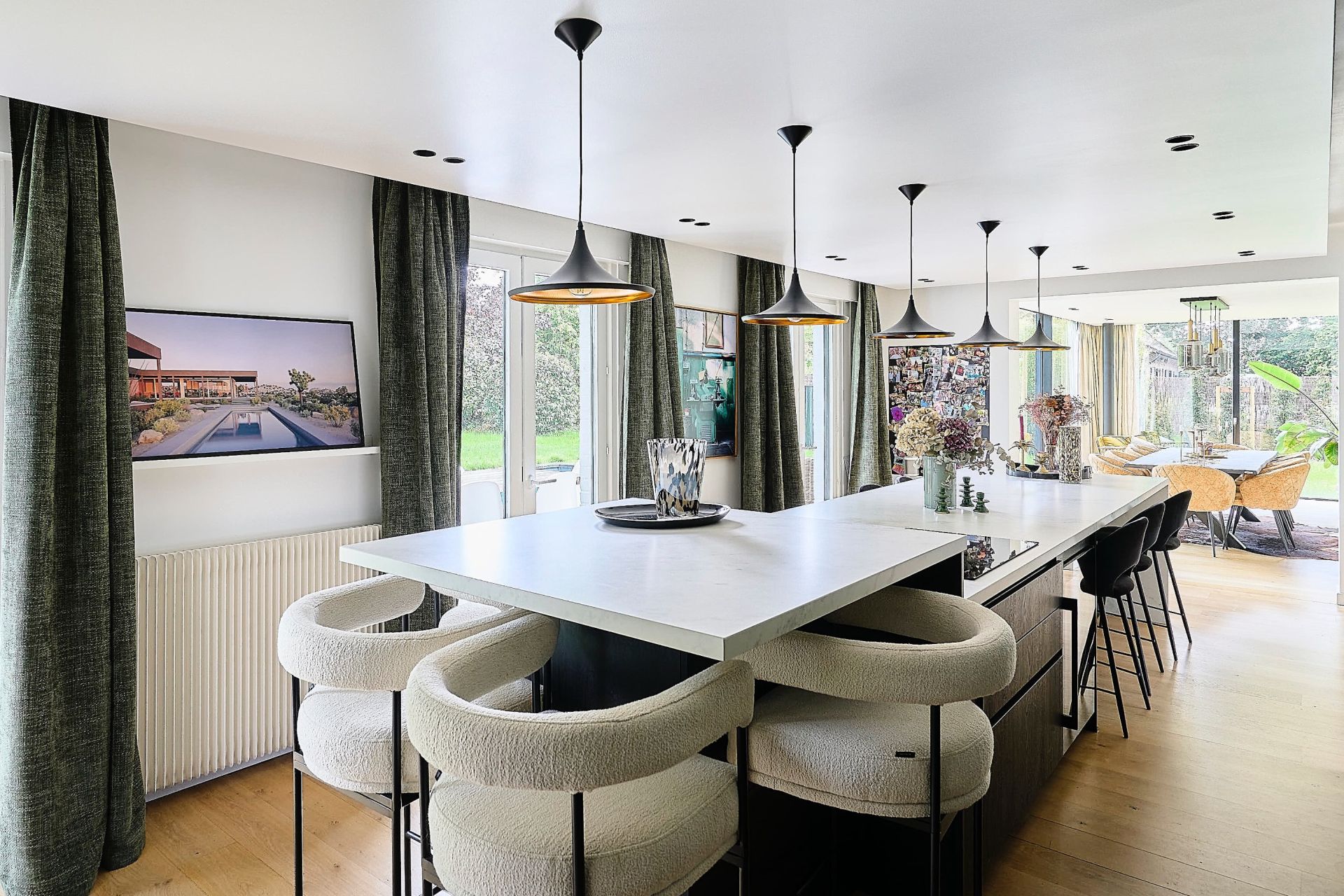 luxury house 7 Rooms for sale on MOUVAUX (59420)