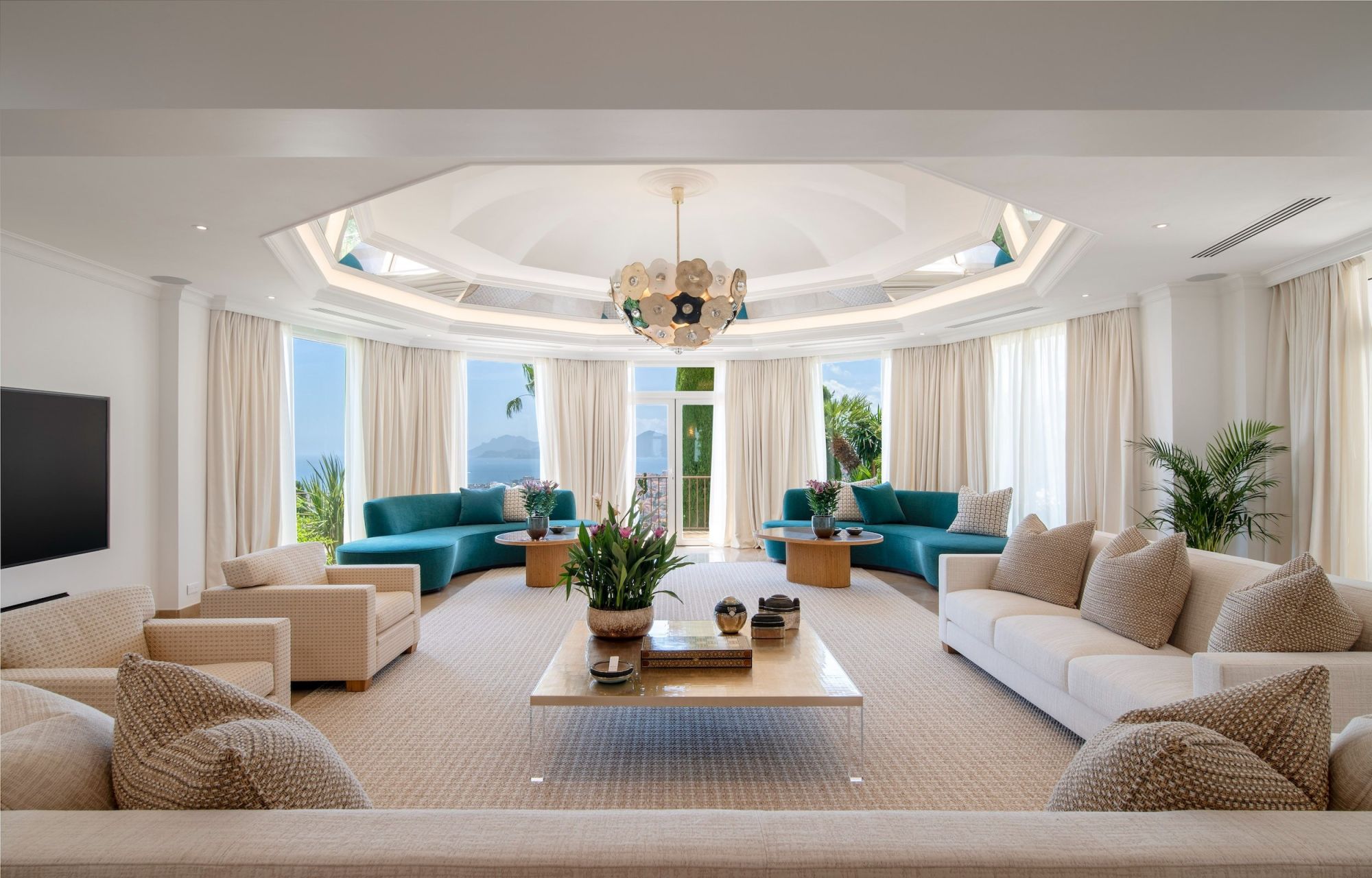 luxury villa 11 Rooms for sale on CANNES (06400)