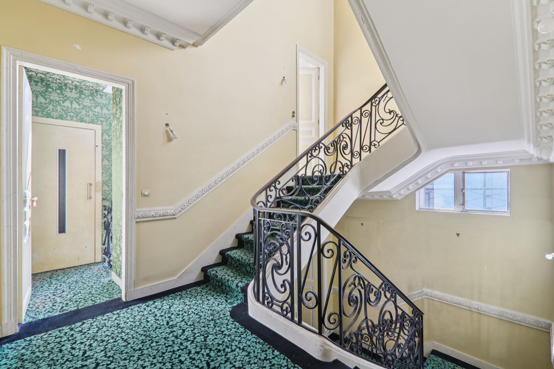 mansion (hôtel particulier) 15 Rooms for sale on PARIS (75016)