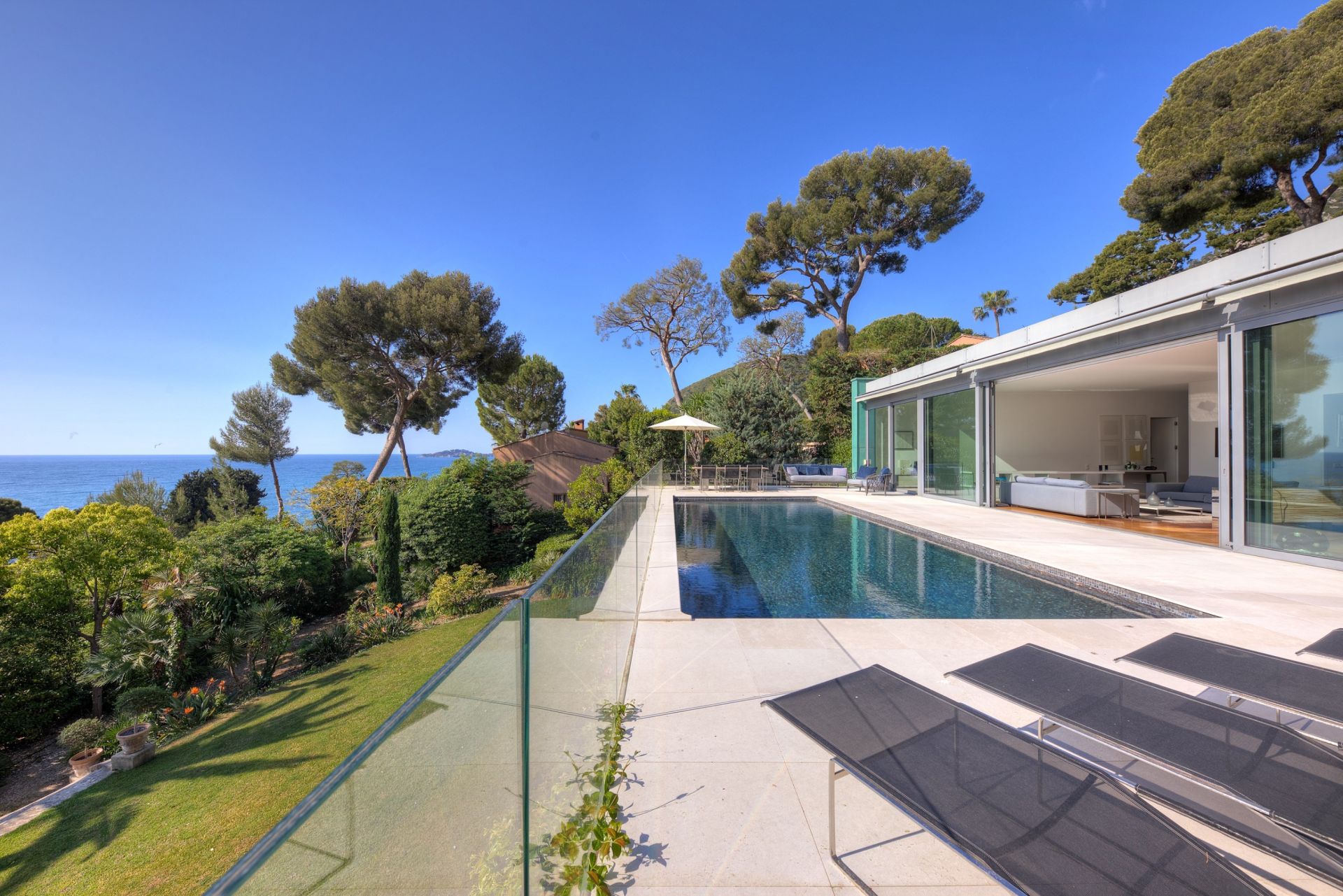maison contemporaine 7 Pièces en vente sur EZE (06360)