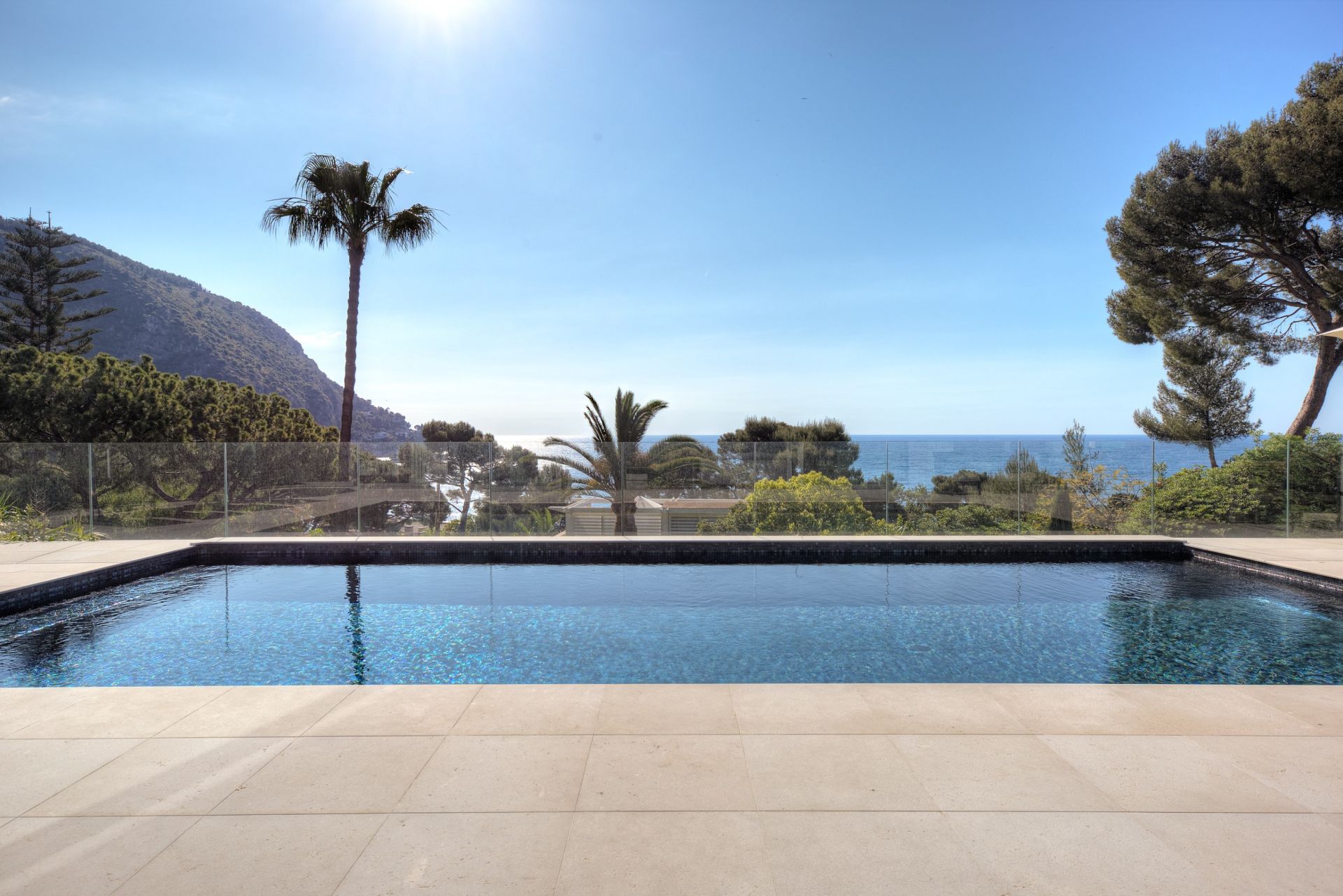 maison contemporaine 7 Pièces en vente sur EZE (06360)