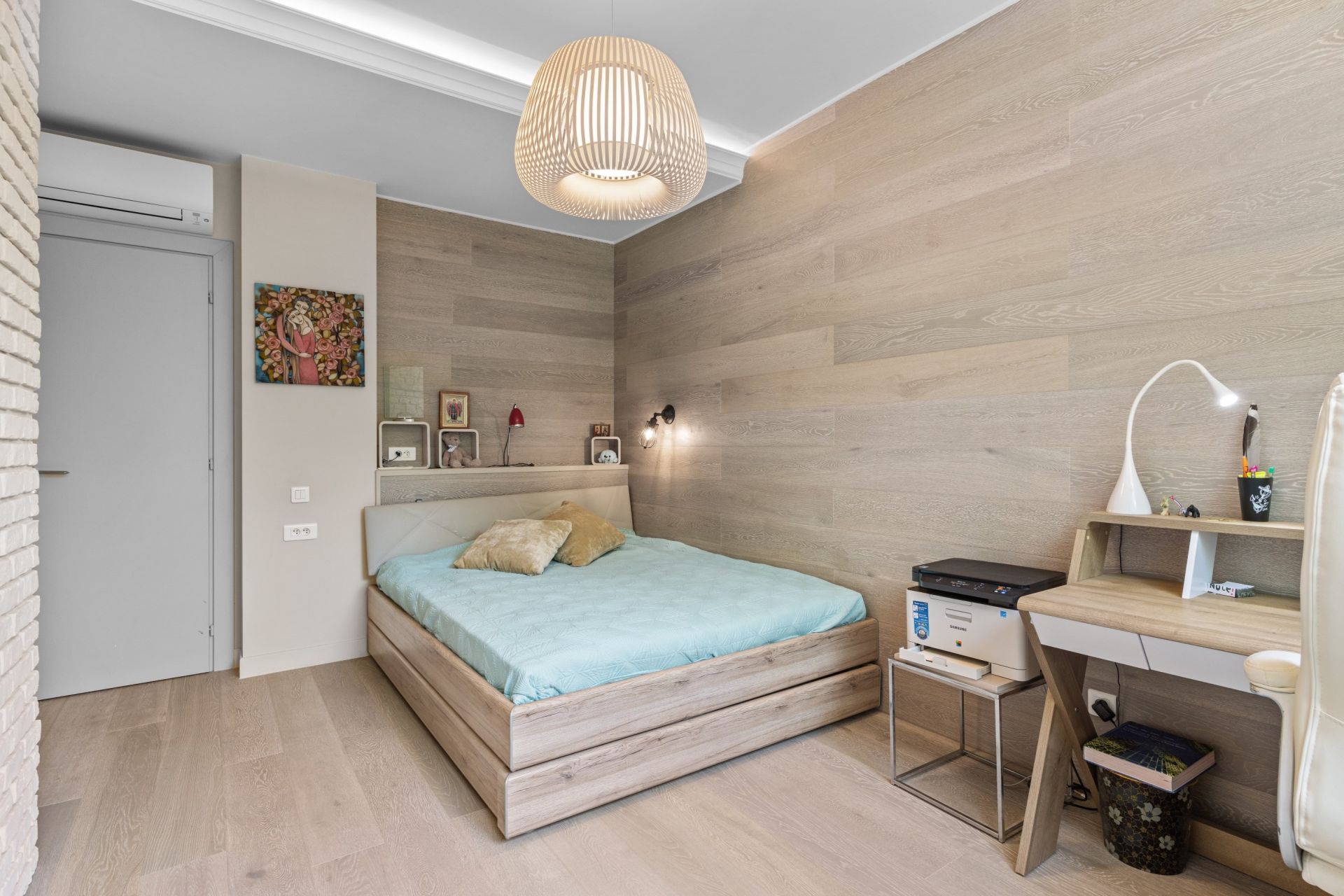 luxury apartment 4 Rooms for sale on NICE (06000)