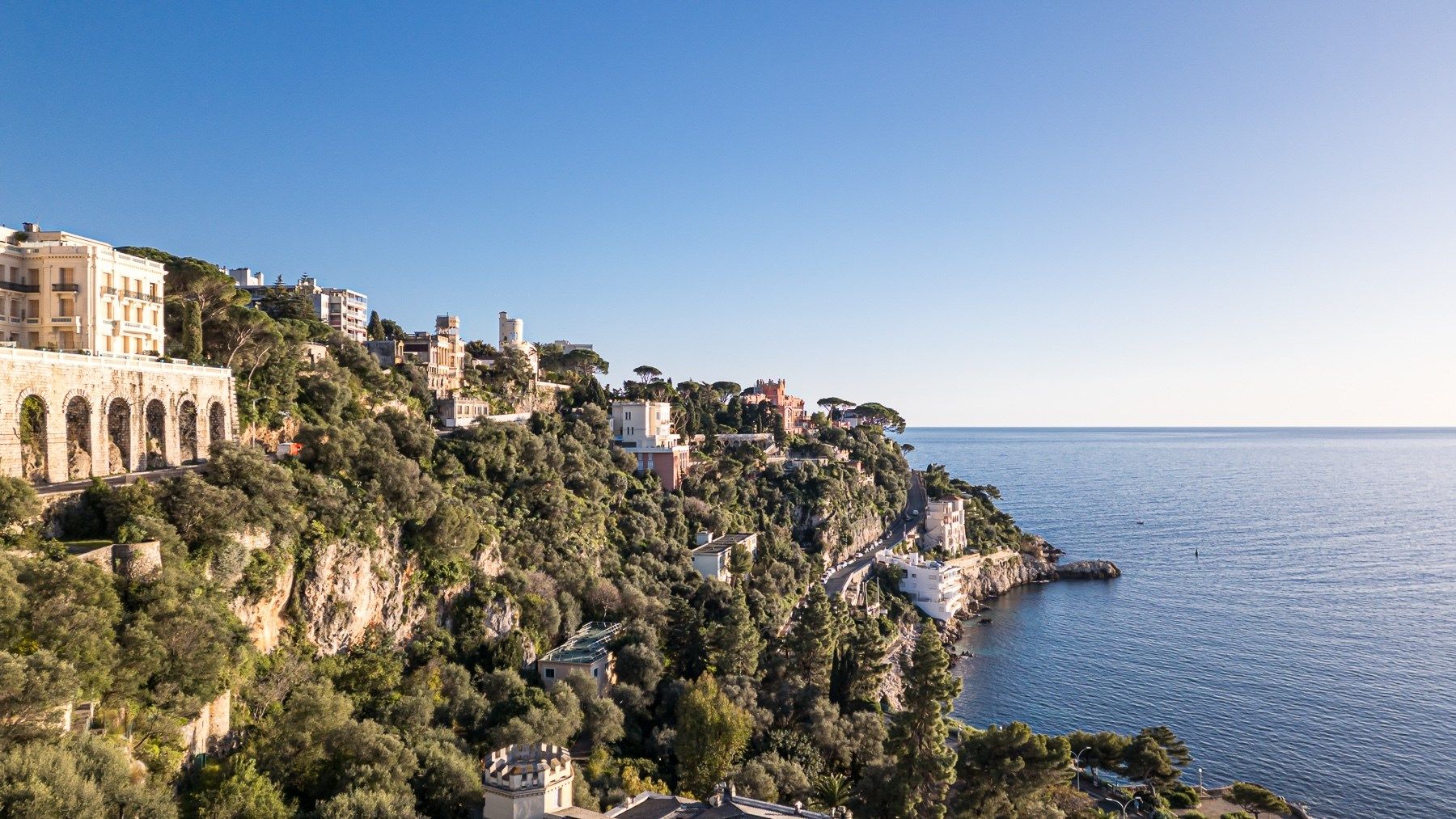 luxury apartment 4 Rooms for sale on NICE (06000)