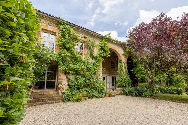 maison de luxe 12 Pièces en vente sur ST PAUL CAP DE JOUX (81220)