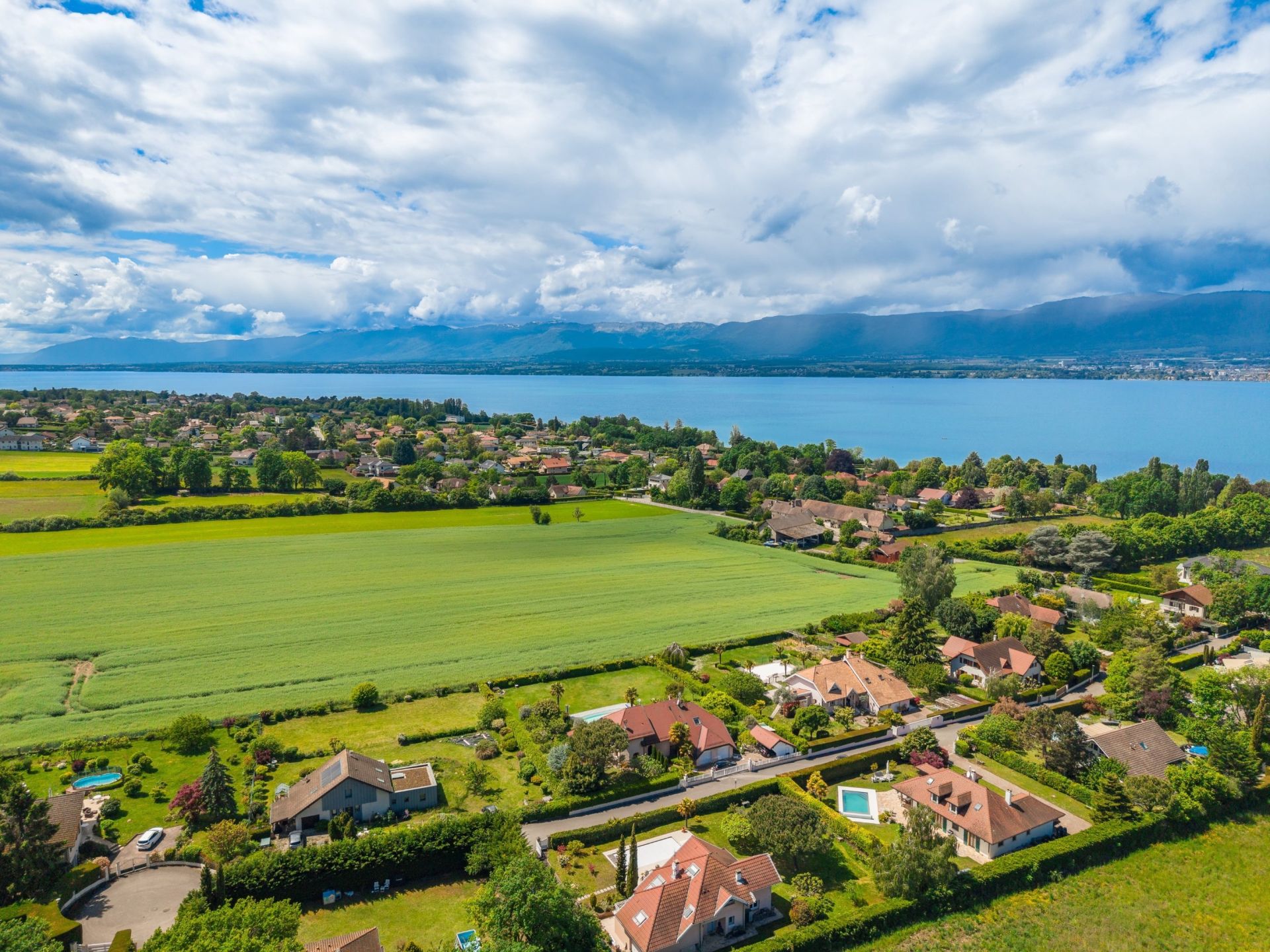 luxury house 7 Rooms for sale on NERNIER (74140)