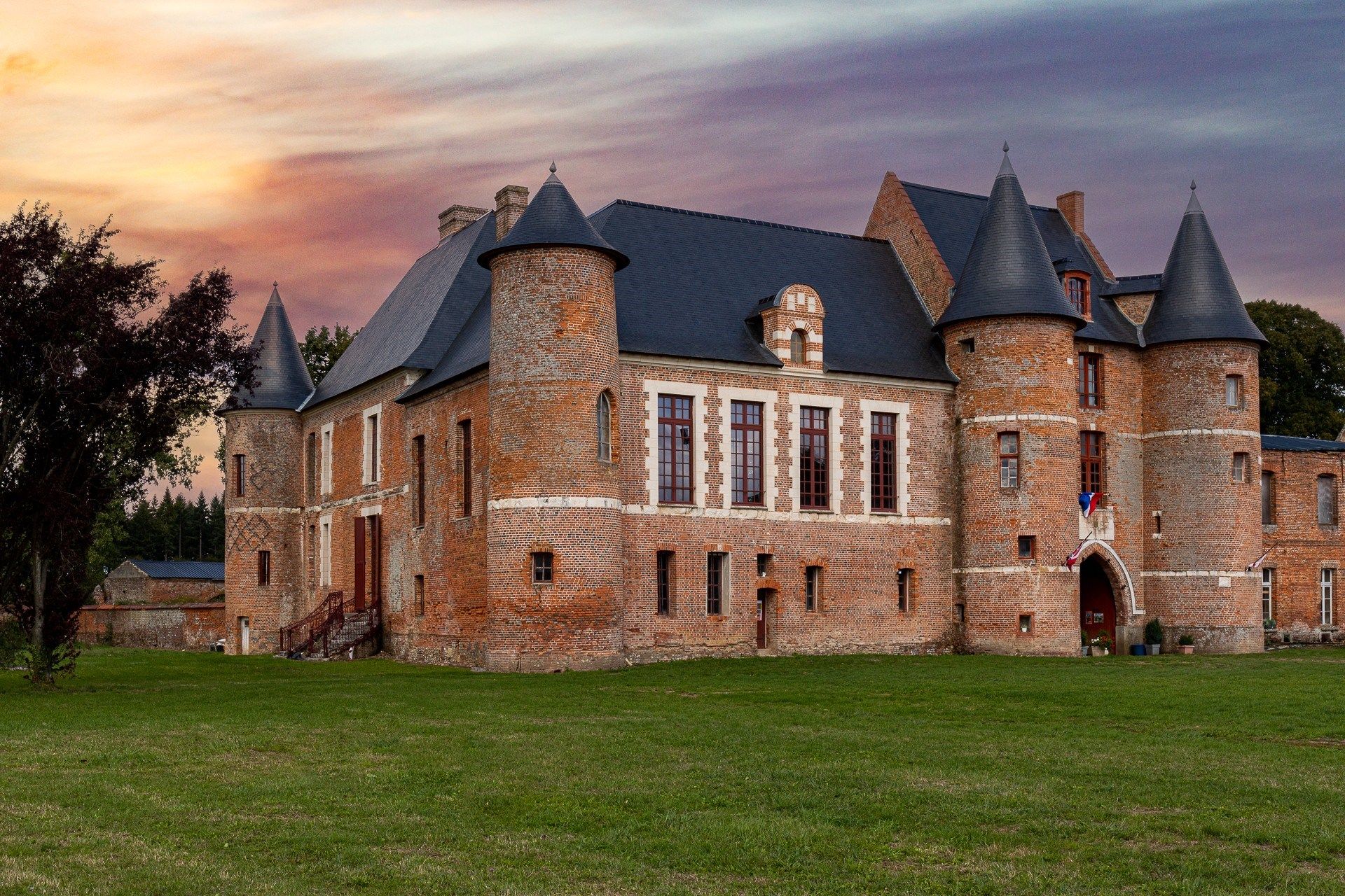 castle 15 Rooms for sale on BEAUCAMPS LE JEUNE (80430)