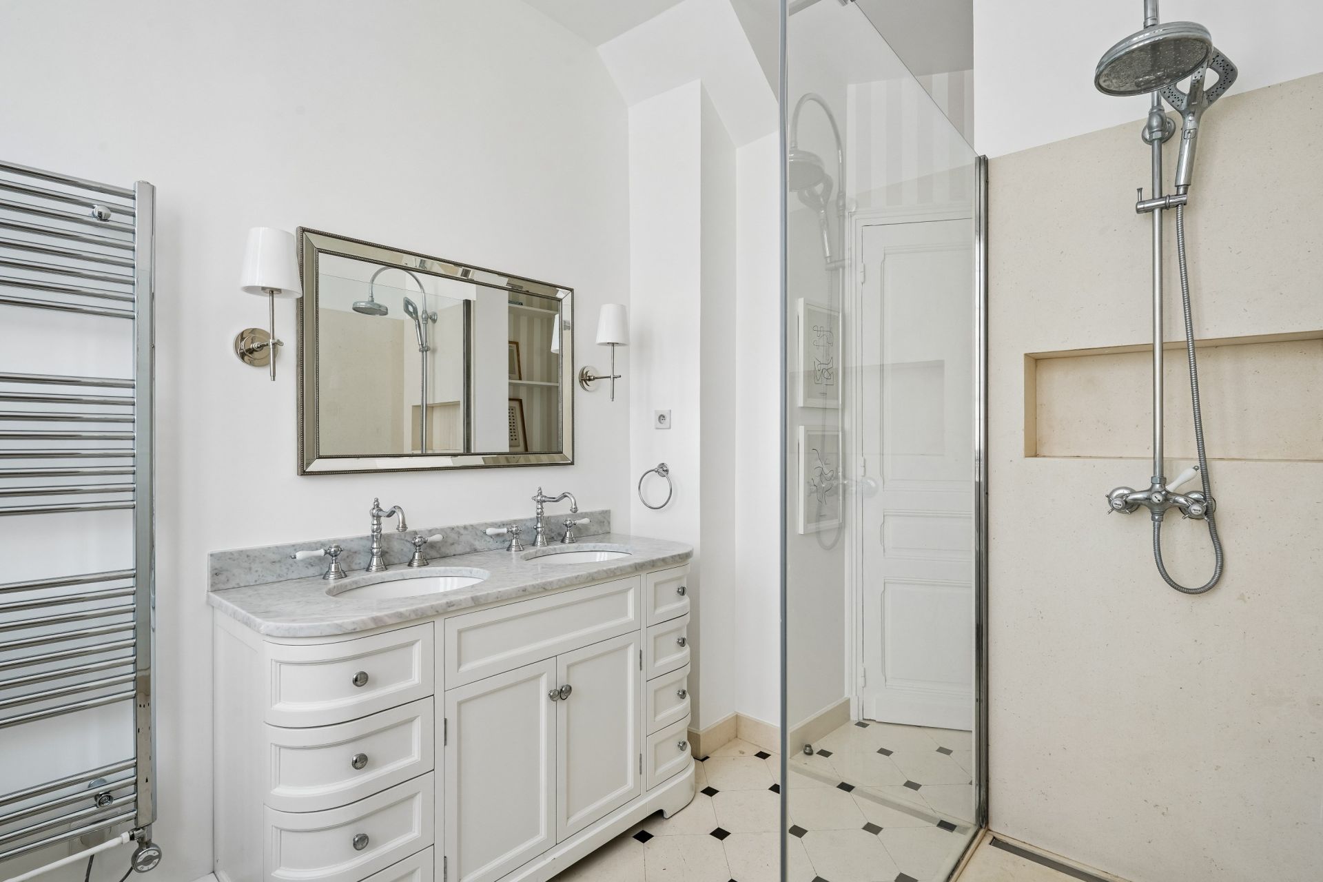 appartement de luxe 7 Pièces en location sur PARIS (75016)