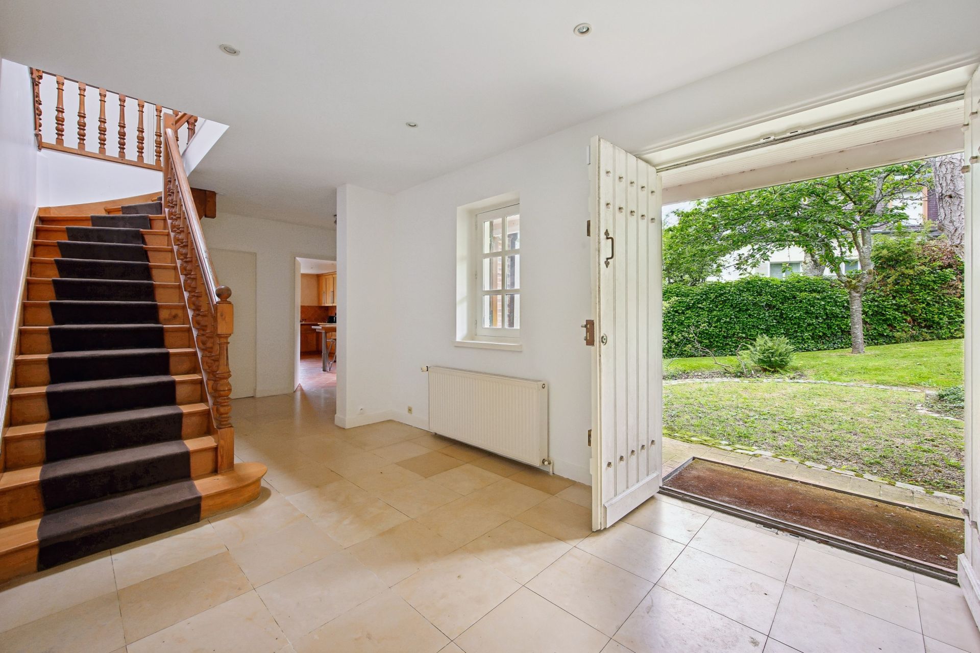 luxury house 10 Rooms for sale on GARCHES (92380)