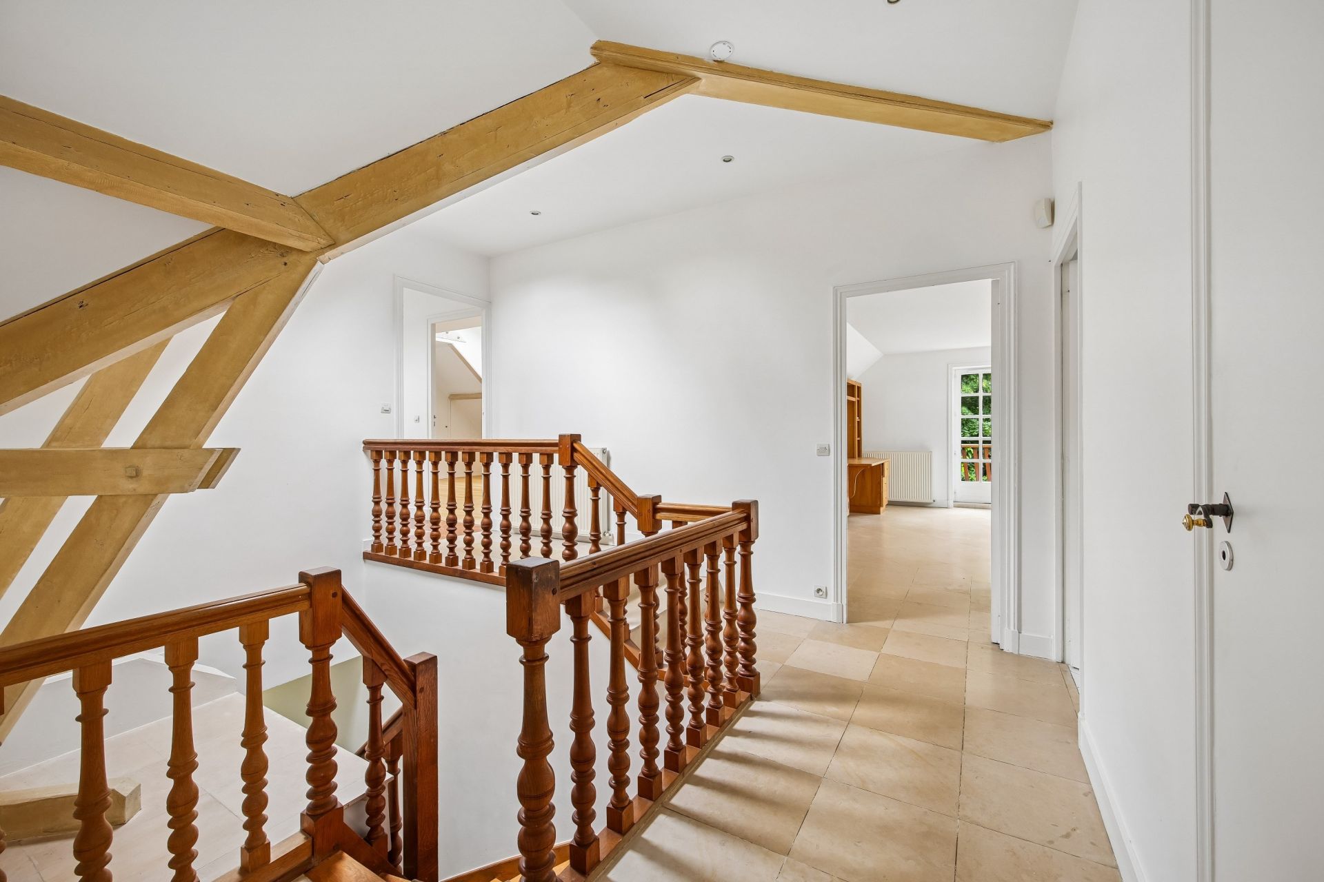 luxury house 10 Rooms for sale on GARCHES (92380)