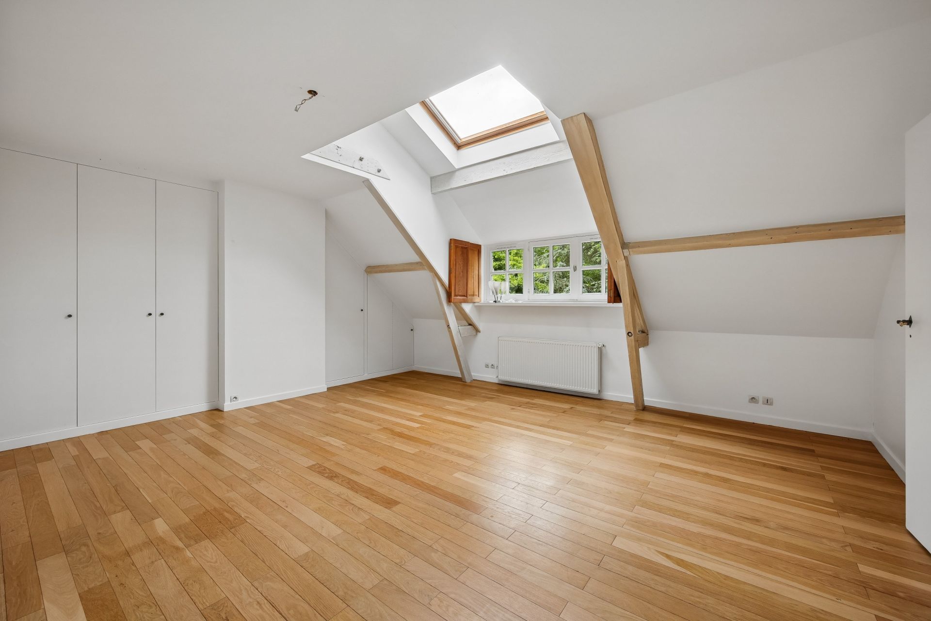 luxury house 10 Rooms for sale on GARCHES (92380)