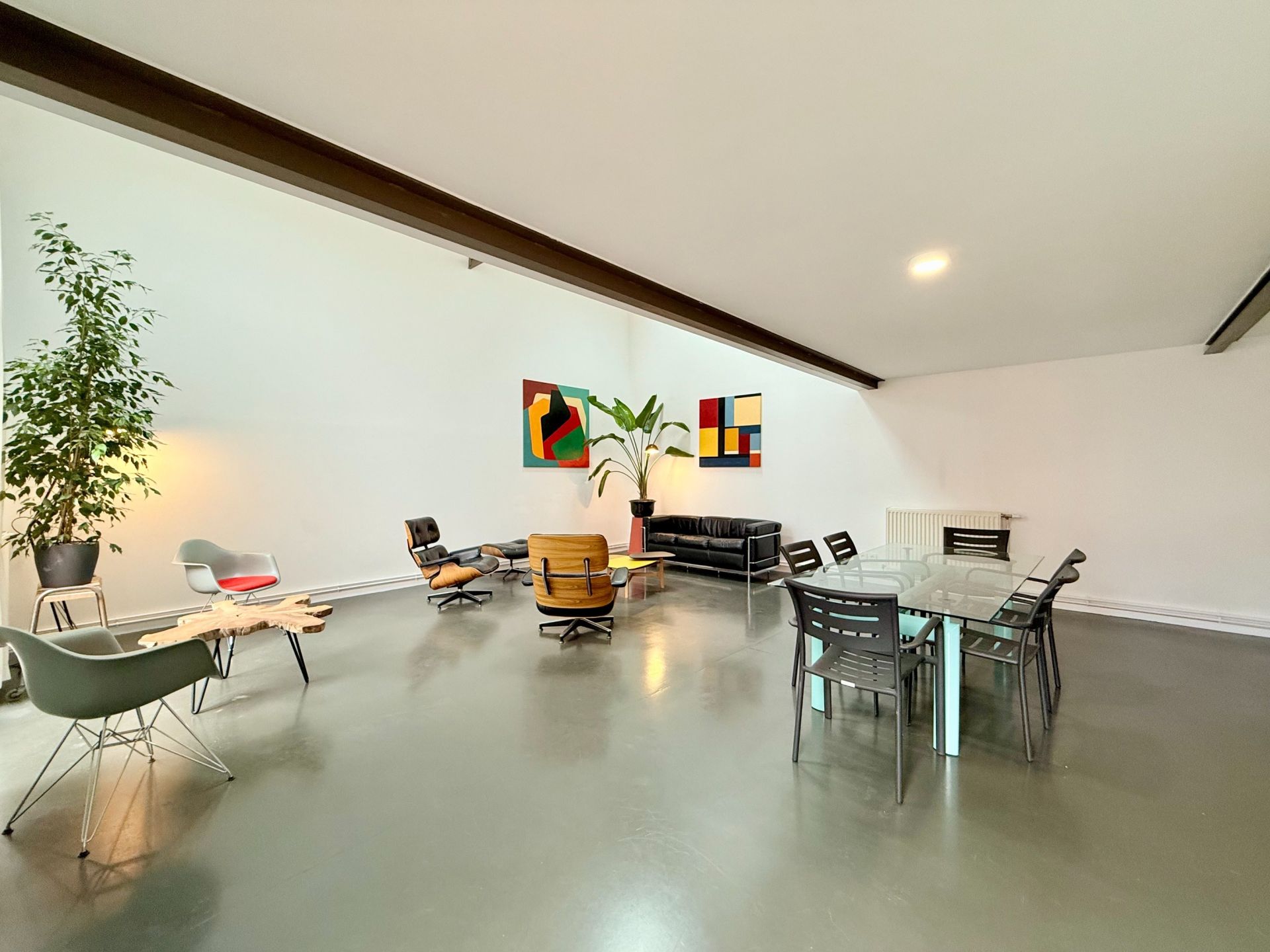 luxury apartment 4 Rooms for sale on LILLE (59800)