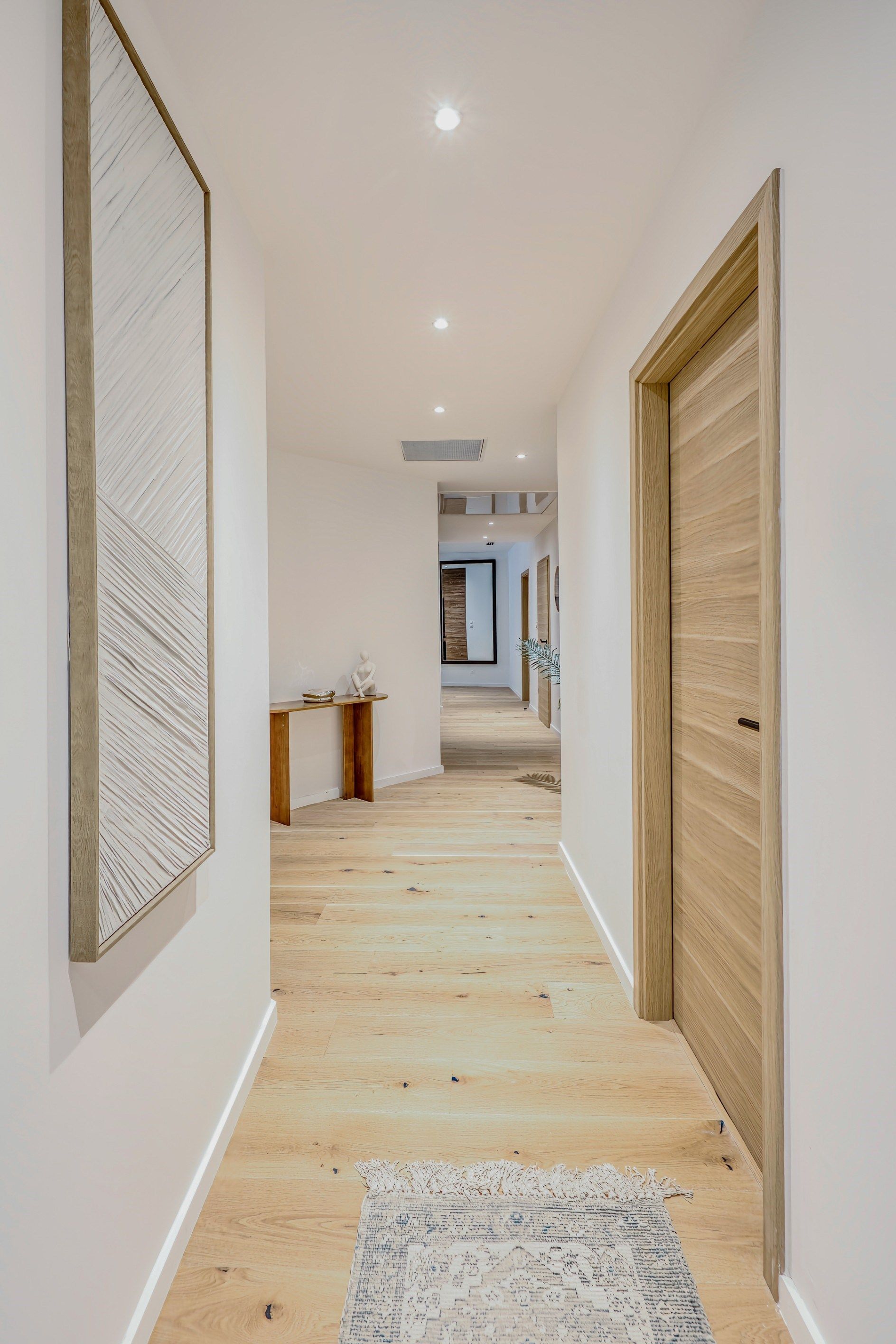 luxury apartment 4 Rooms for sale on BEAUNE (21200)