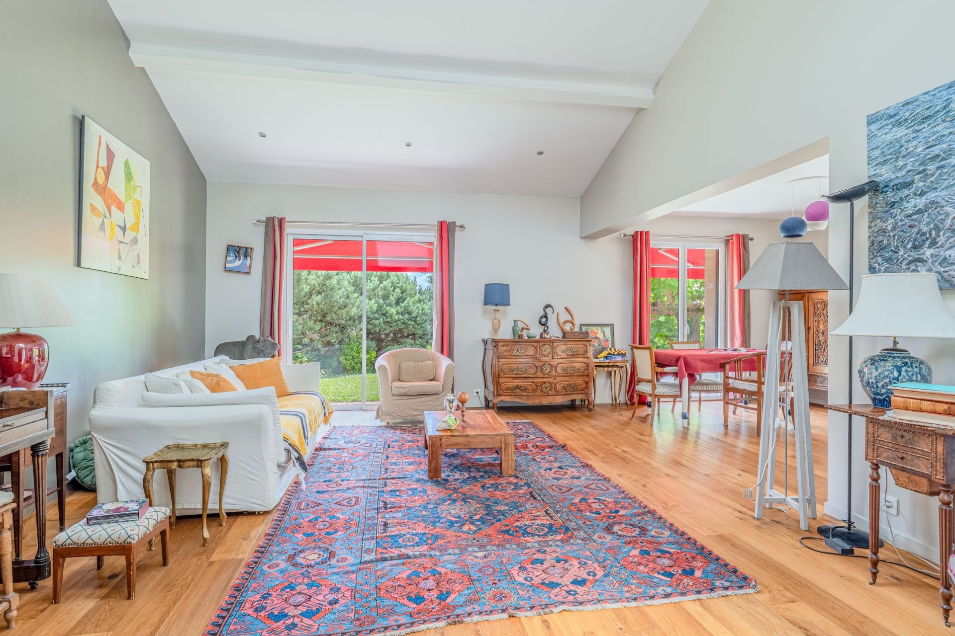 luxury house 7 Rooms for sale on CHARBONNIERES LES BAINS (69260)