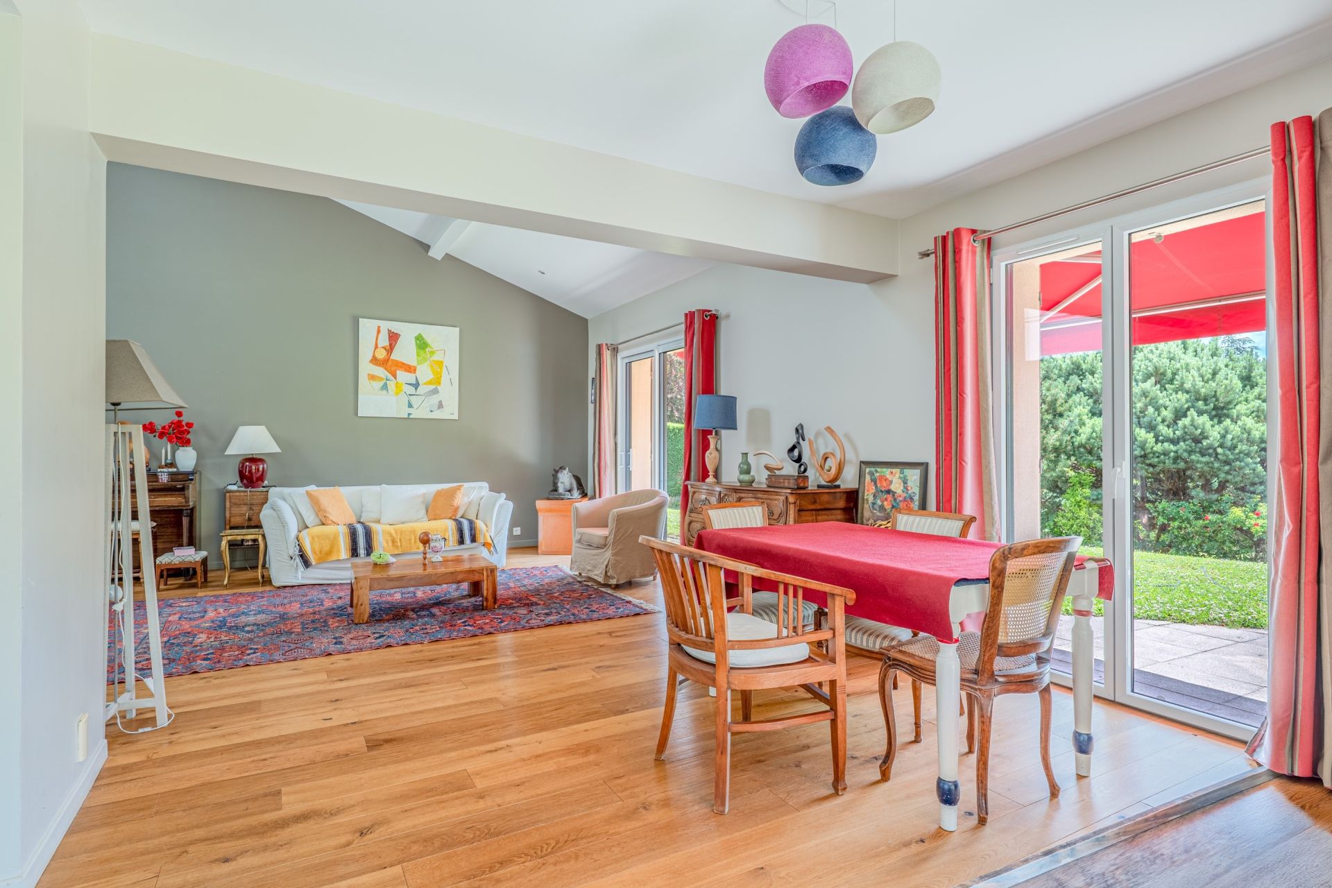 luxury house 7 Rooms for sale on CHARBONNIERES LES BAINS (69260)