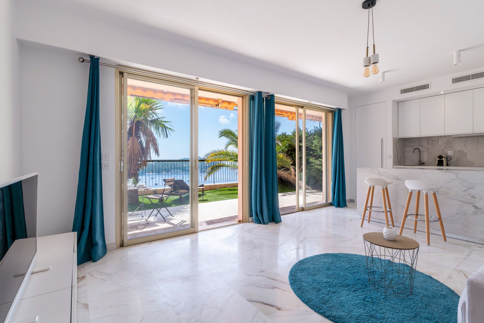 studio de luxe en vente sur VILLEFRANCHE SUR MER (06230)
