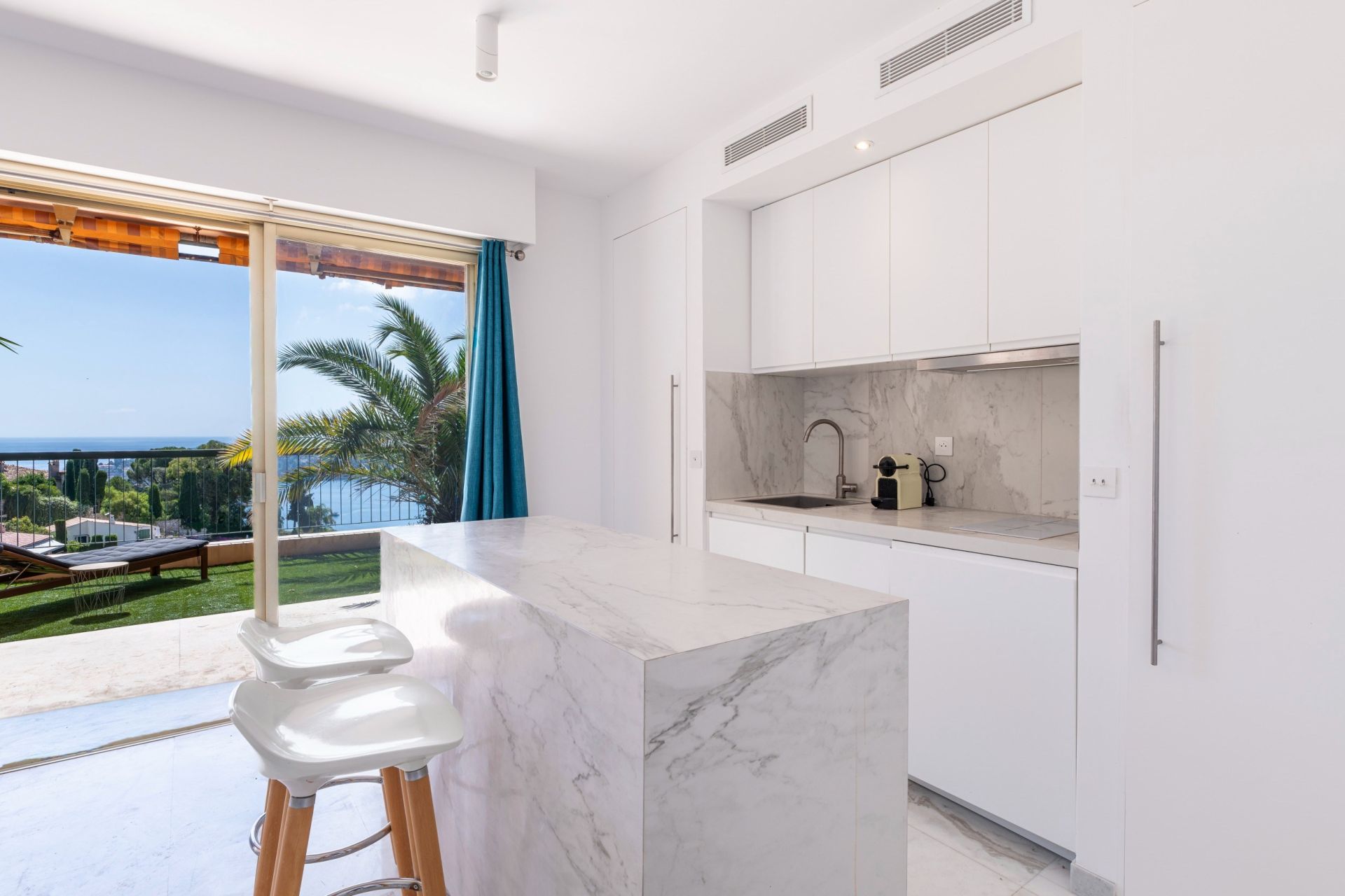 studio de luxe en vente sur VILLEFRANCHE SUR MER (06230)