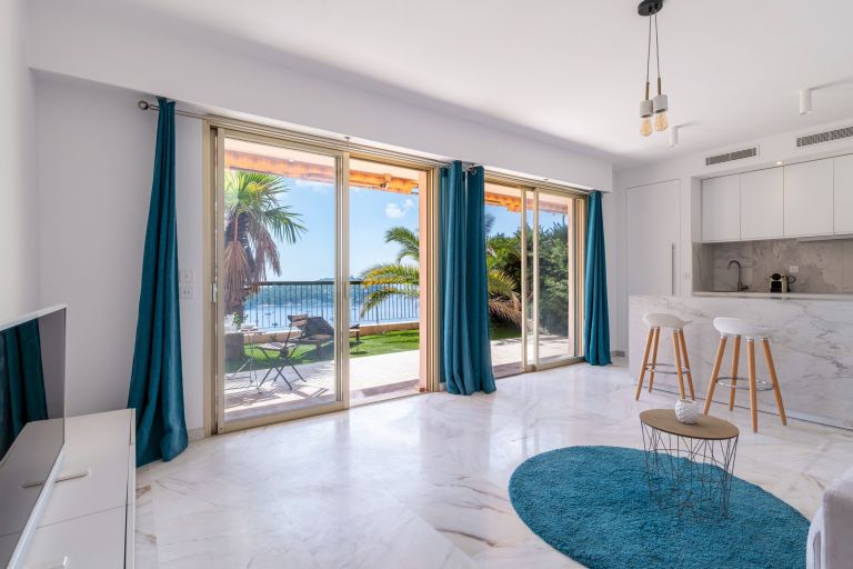 studio de luxe en vente sur VILLEFRANCHE SUR MER (06230)