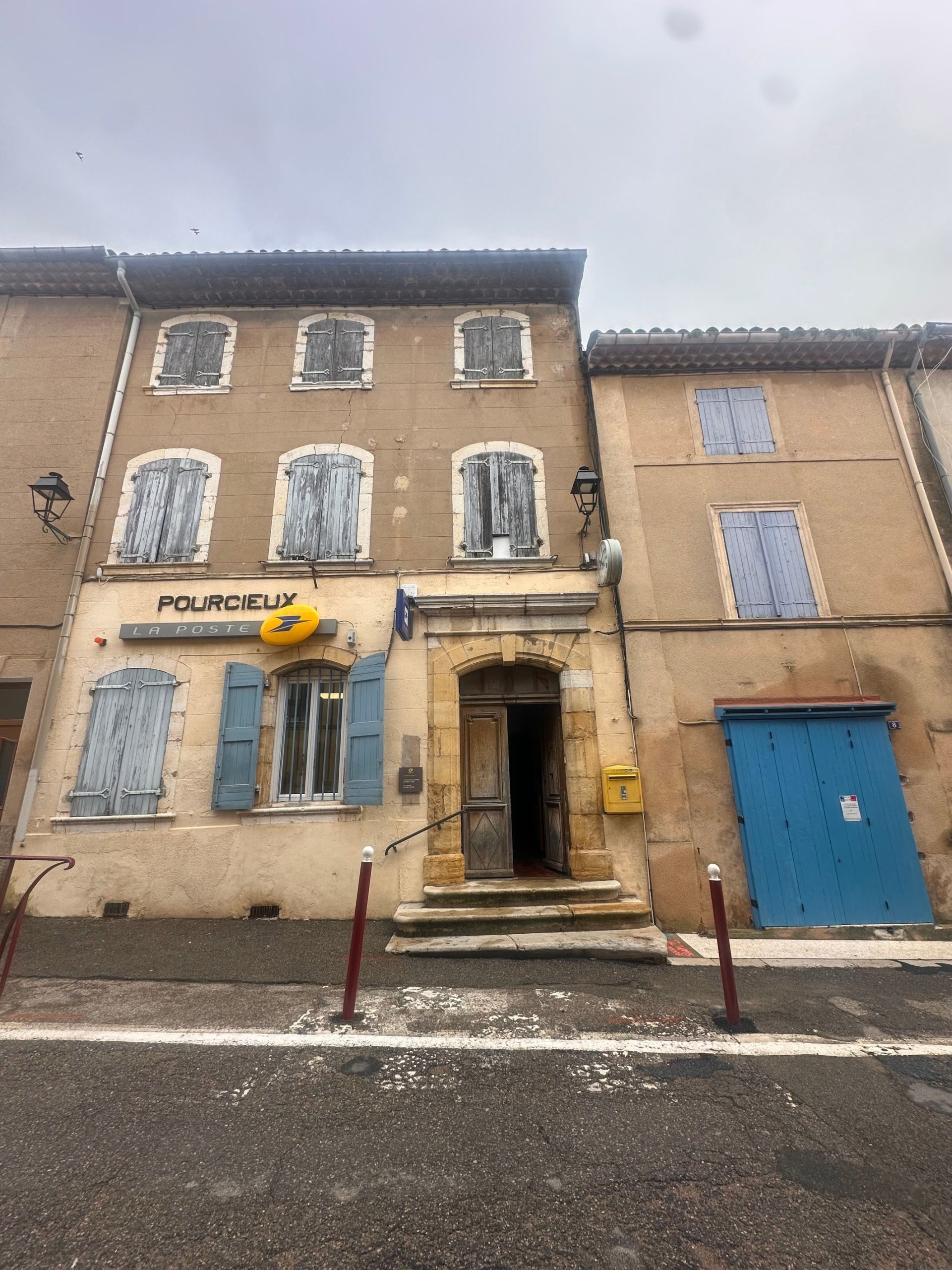 immeuble en vente sur POURCIEUX (83470)