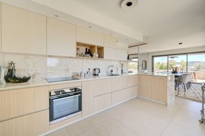 Sale Luxury apartment Aix-en-Provence 5&nbsp;Rooms 135&nbsp;m²