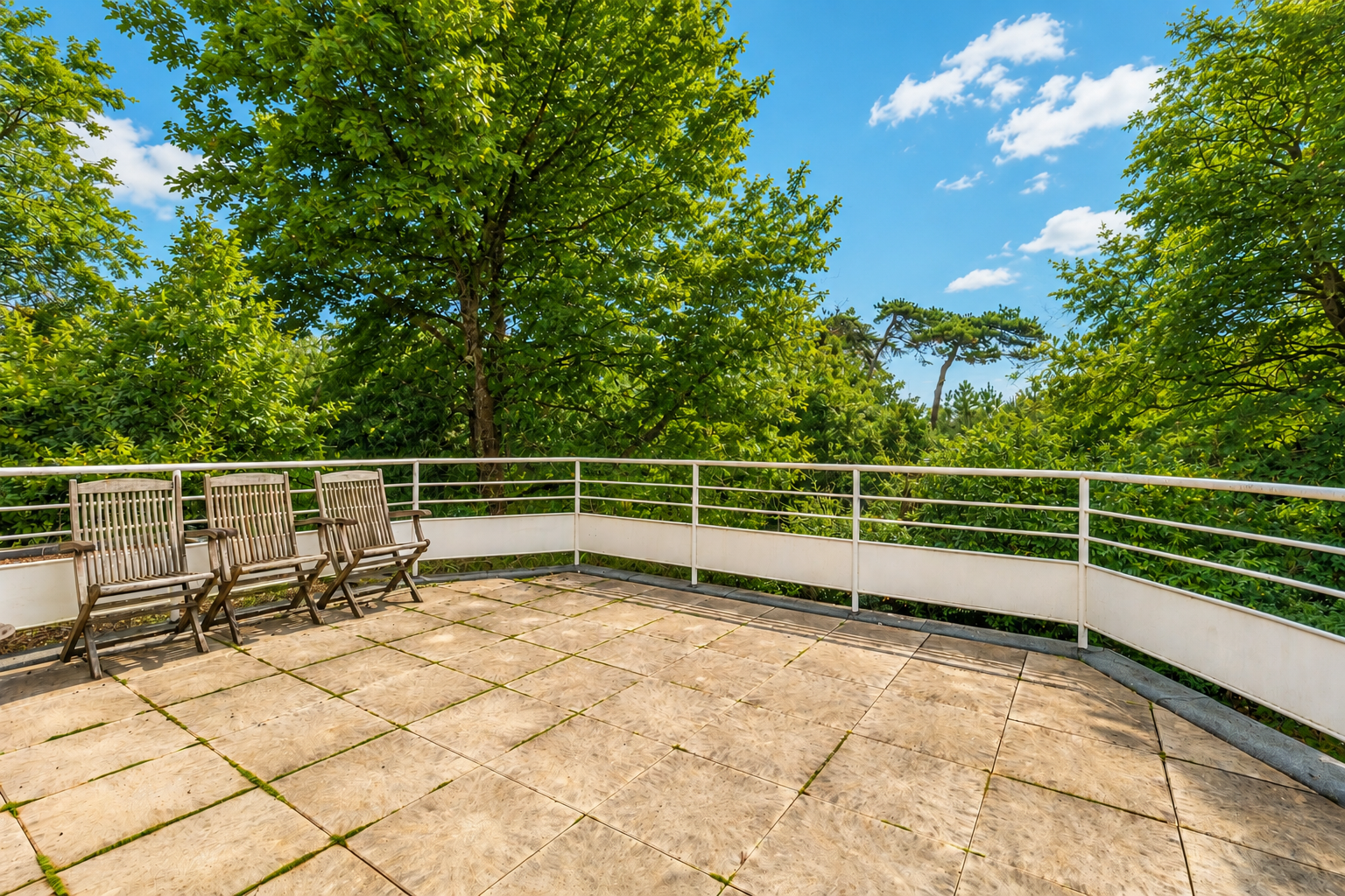 luxury house 10 Rooms for sale on BORDEAUX (33000)