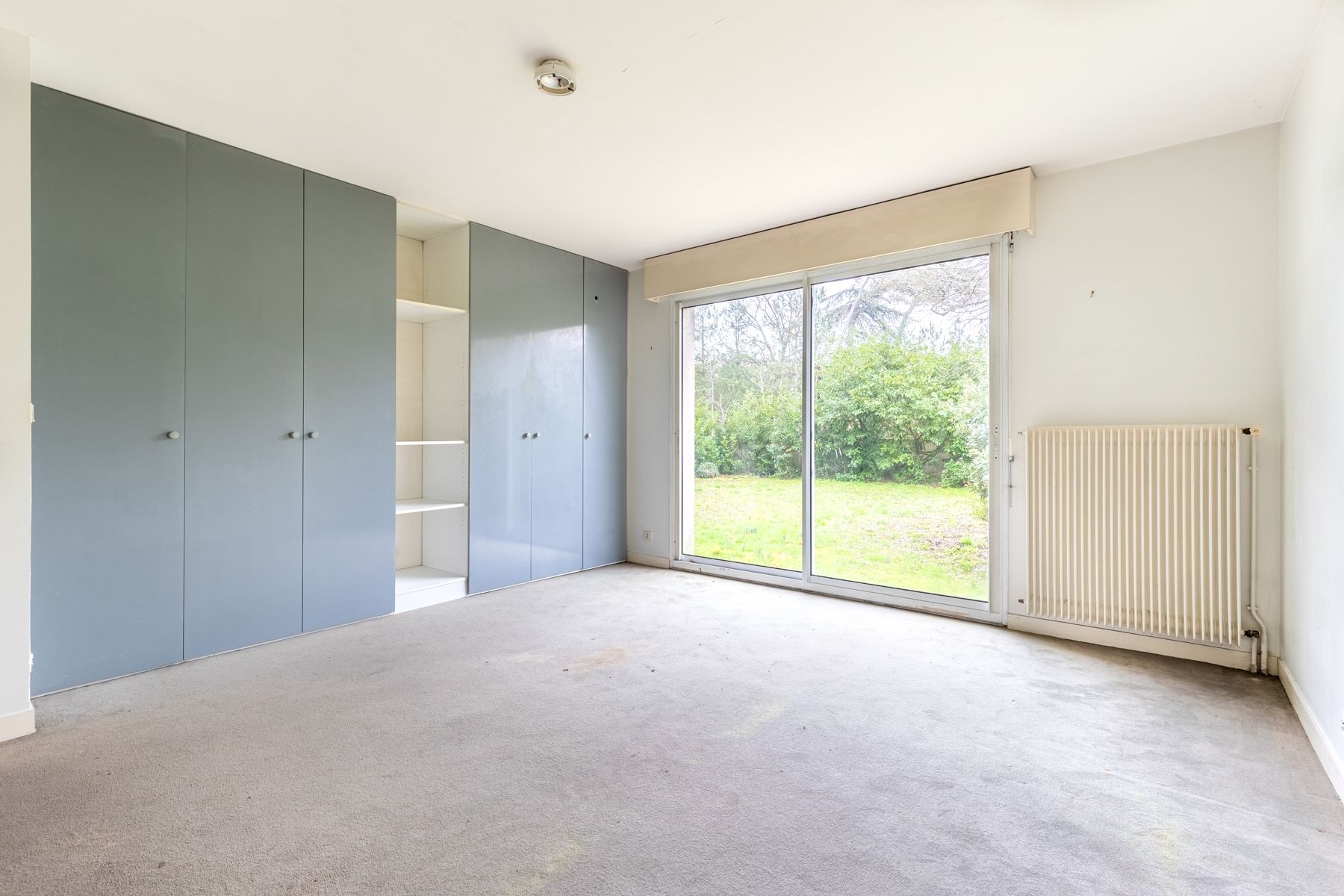 luxury house 10 Rooms for sale on BORDEAUX (33000)