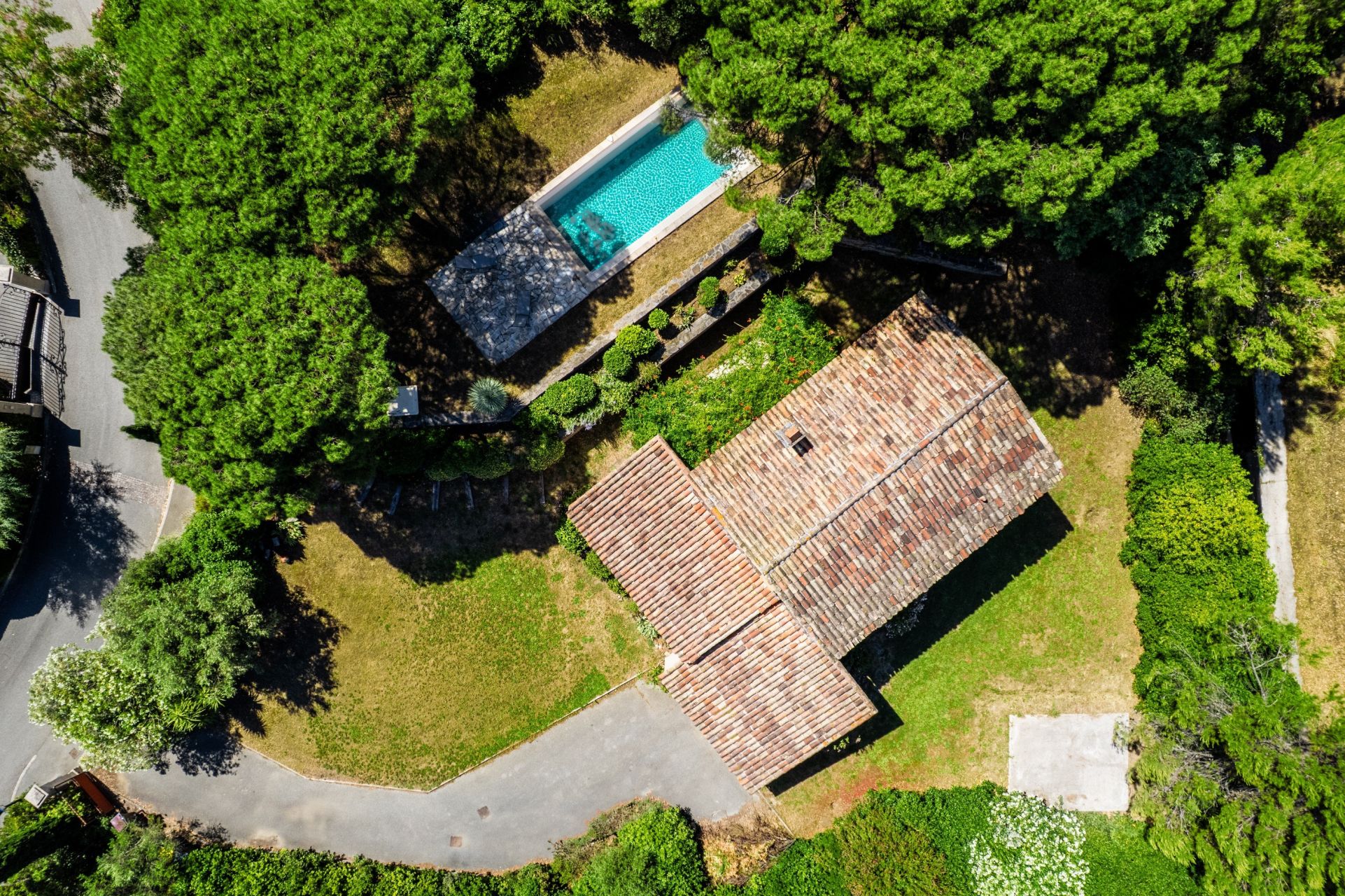luxury provencale house 6 Rooms for sale on GASSIN (83580)
