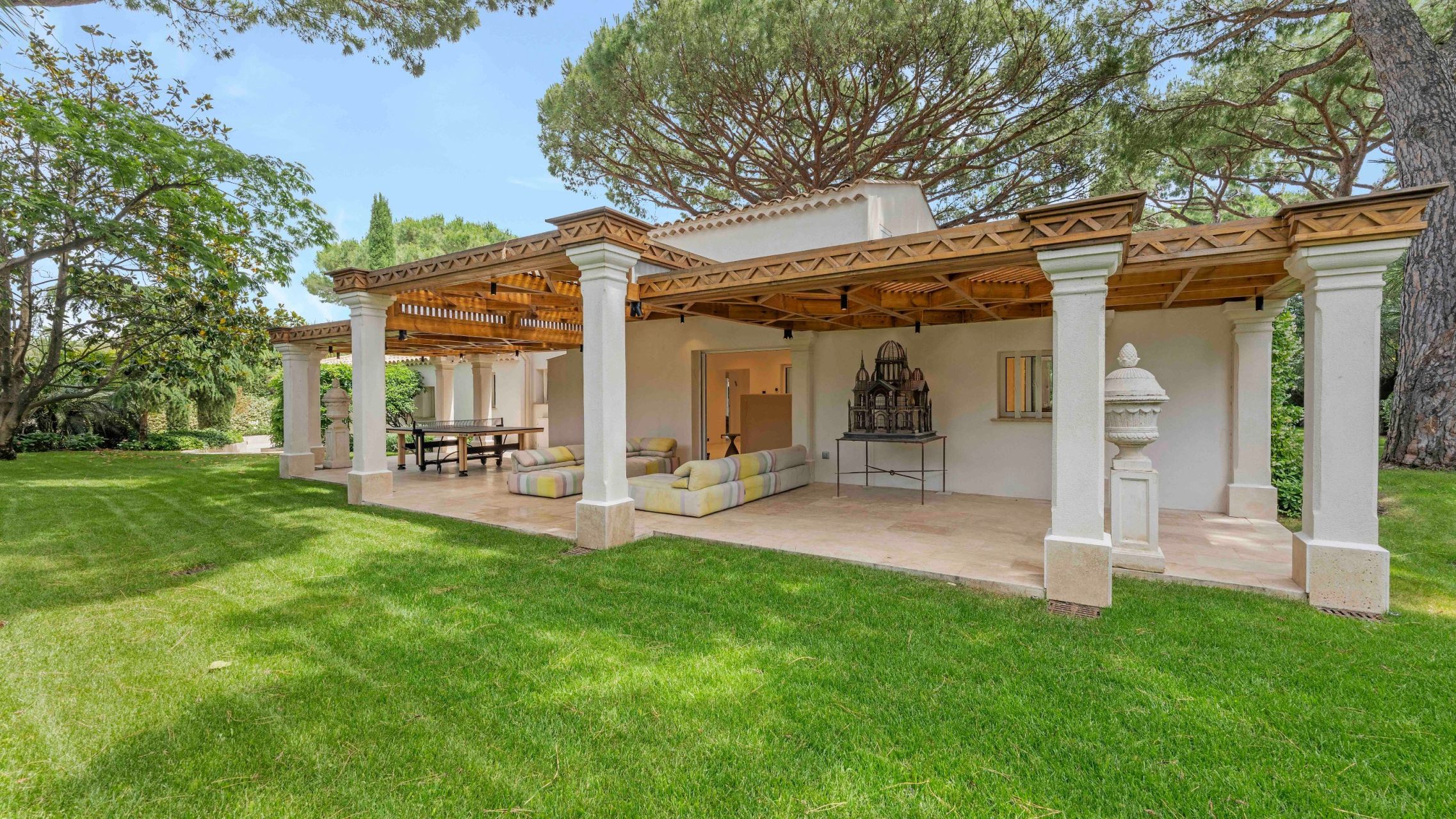 villa de luxe 9 Pièces en vente sur ST TROPEZ (83990)