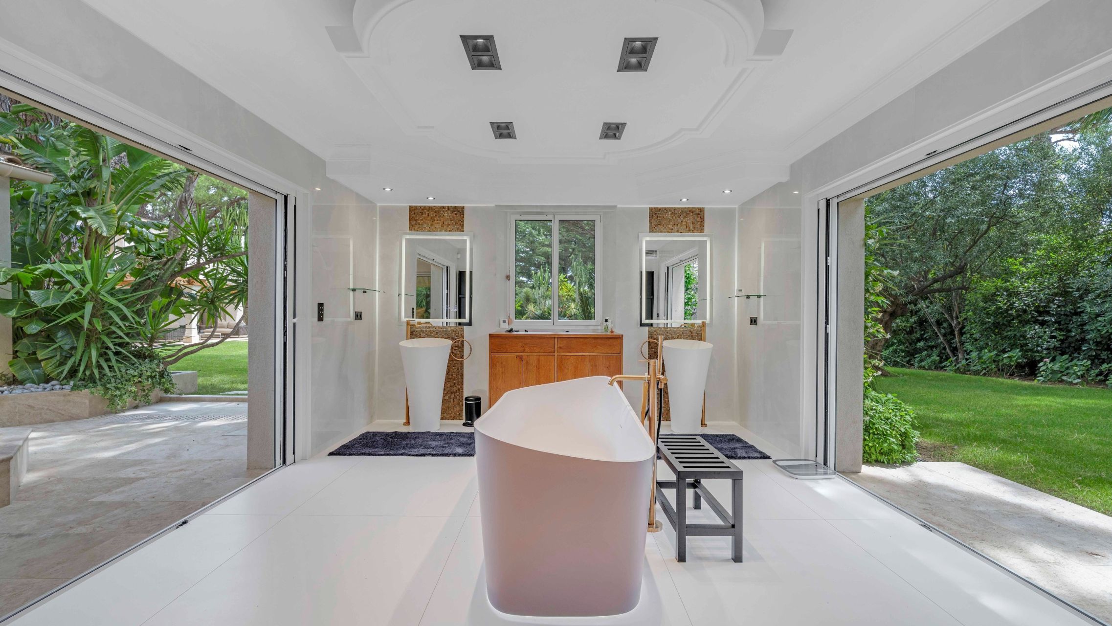 villa de luxe 9 Pièces en vente sur ST TROPEZ (83990)