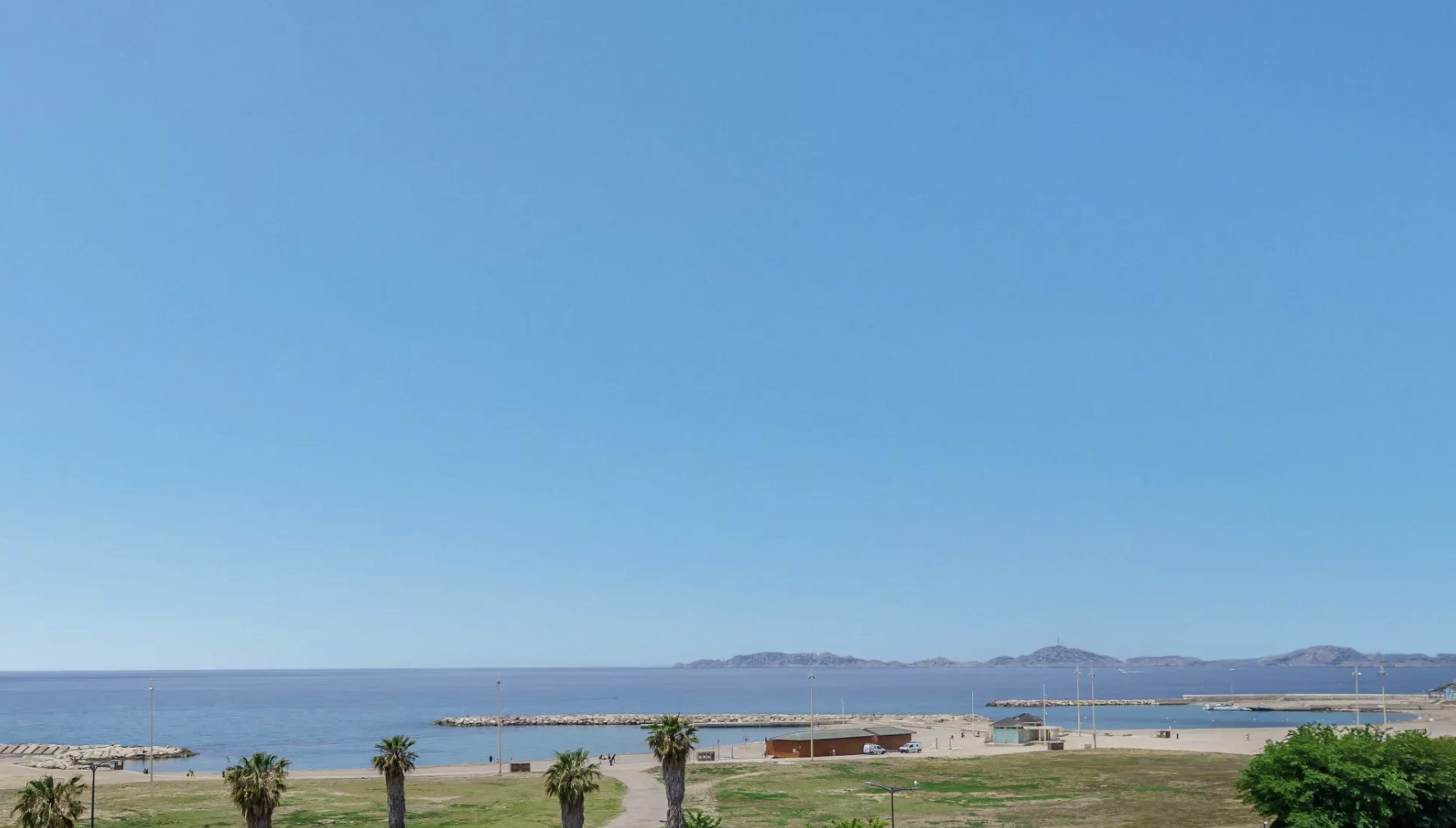 penthouse 4 Rooms for sale on MARSEILLE (13008)
