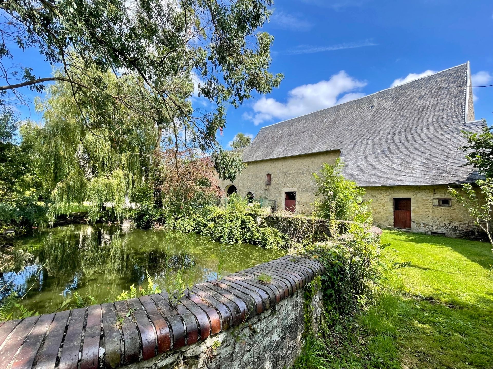 manor house 12 Rooms for sale on BAYEUX (14400)