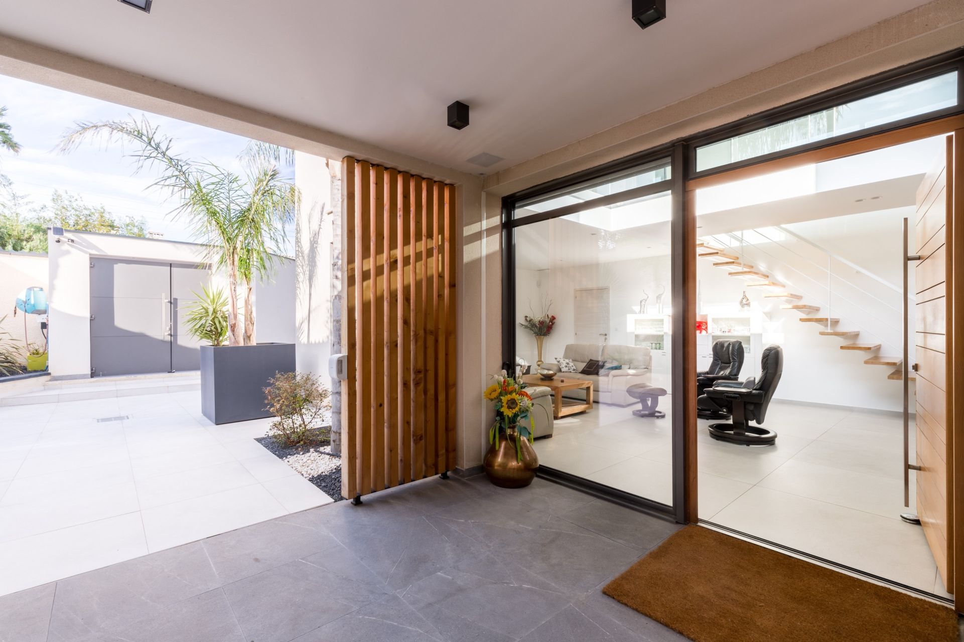 luxury house 6 Rooms for sale on PERPIGNAN (66000)