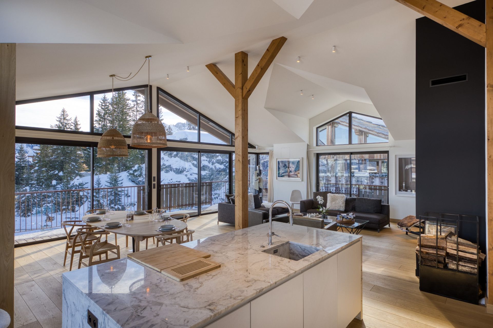 luxury apartment 6 Rooms for seasonal rent on COURCHEVEL (73120)
