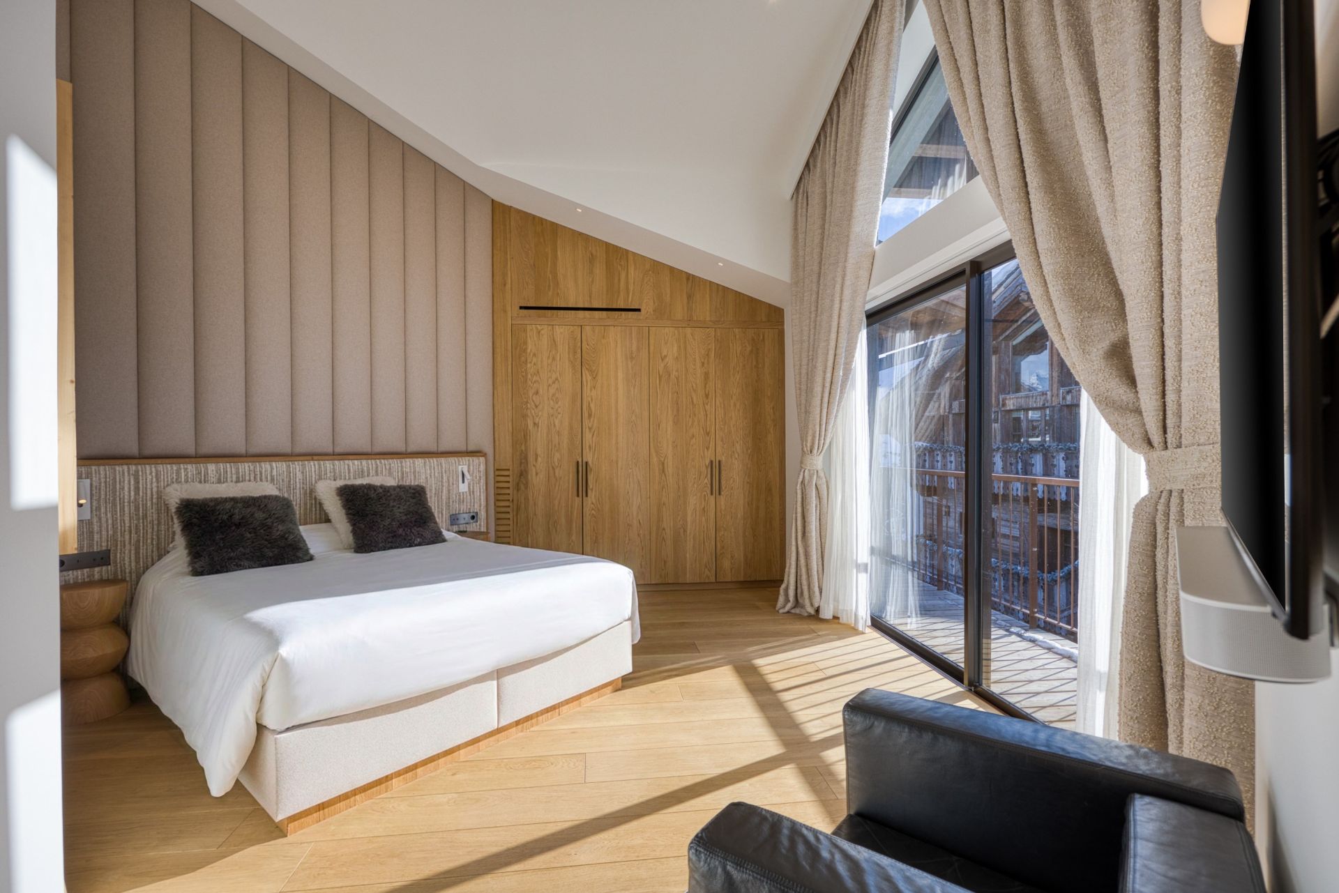 luxury apartment 6 Rooms for seasonal rent on COURCHEVEL (73120)