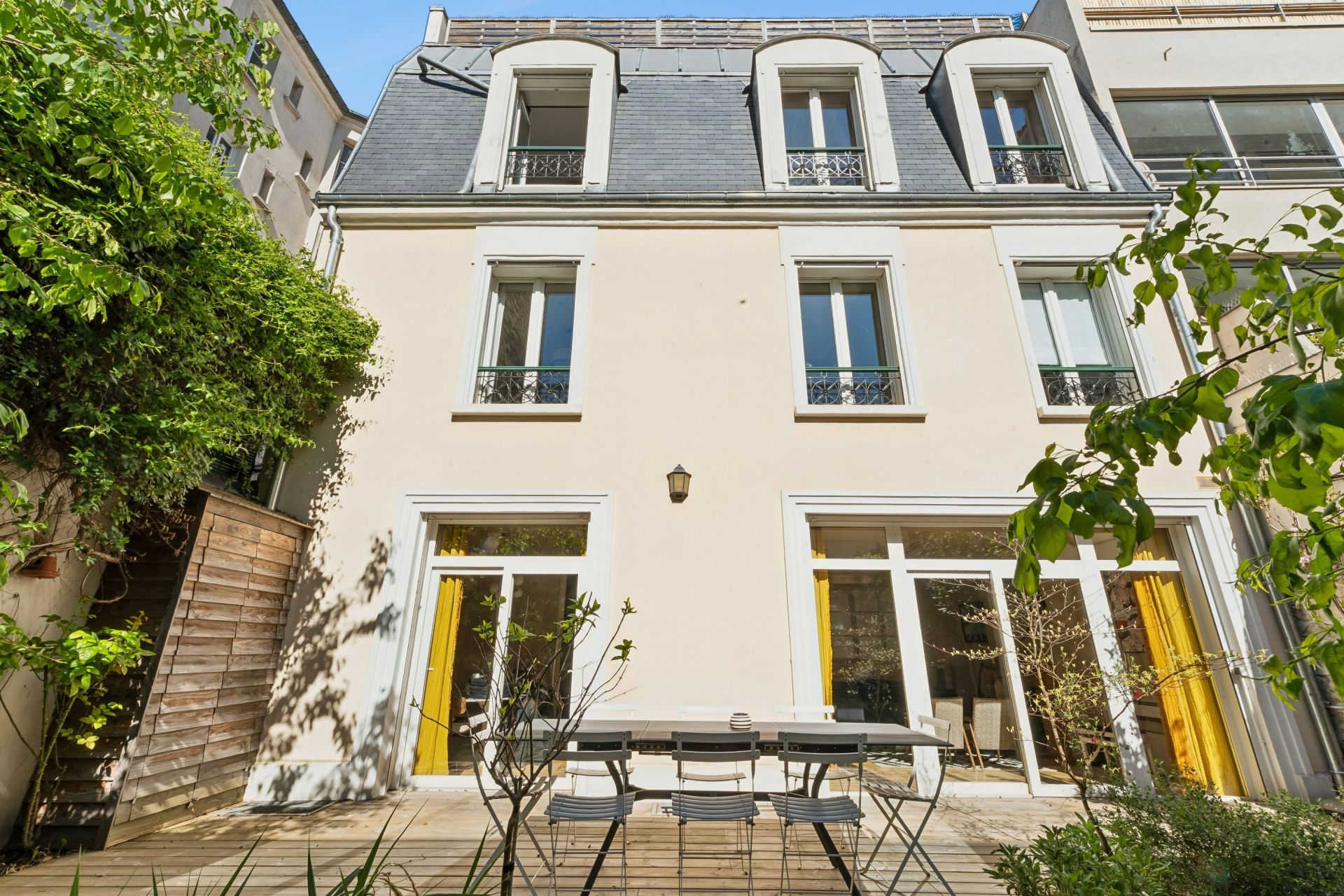 luxury house 12 Rooms for sale on NEUILLY SUR SEINE (92200)