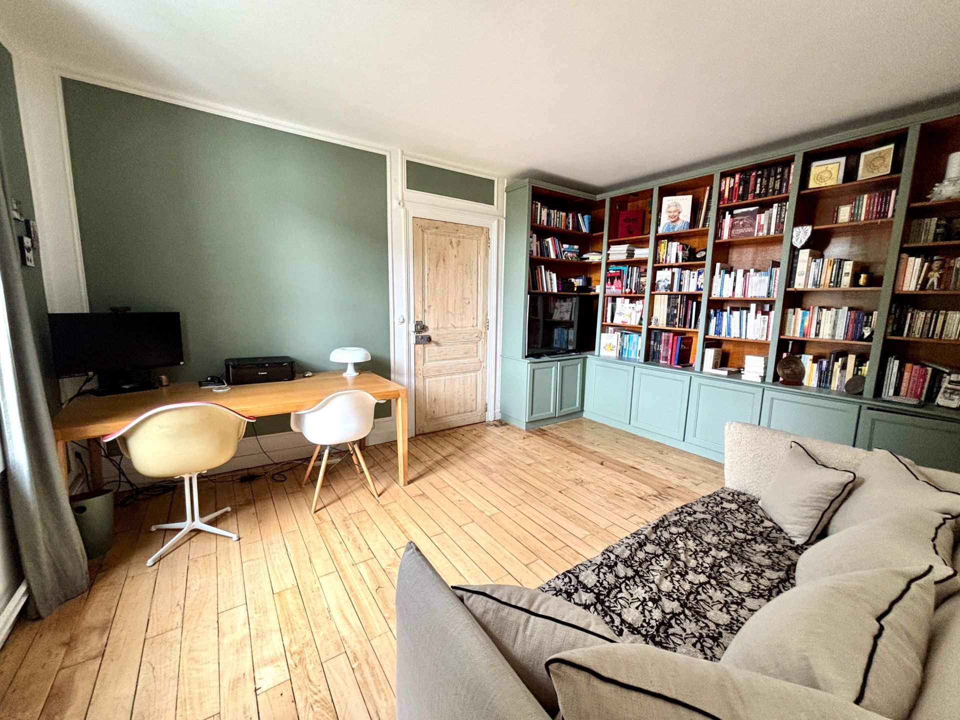 luxury house 10 Rooms for sale on TOURS (37000)