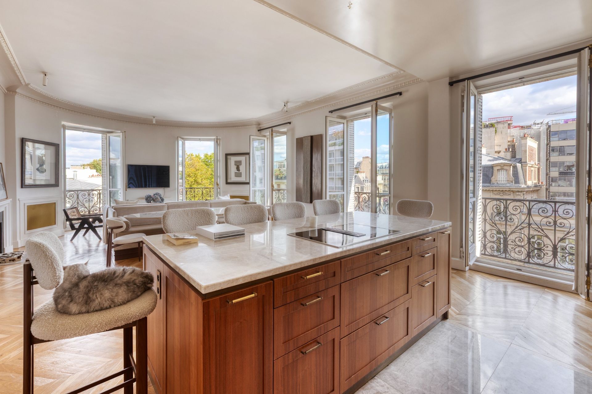 appartement de luxe 7 Pièces en location sur PARIS (75008)