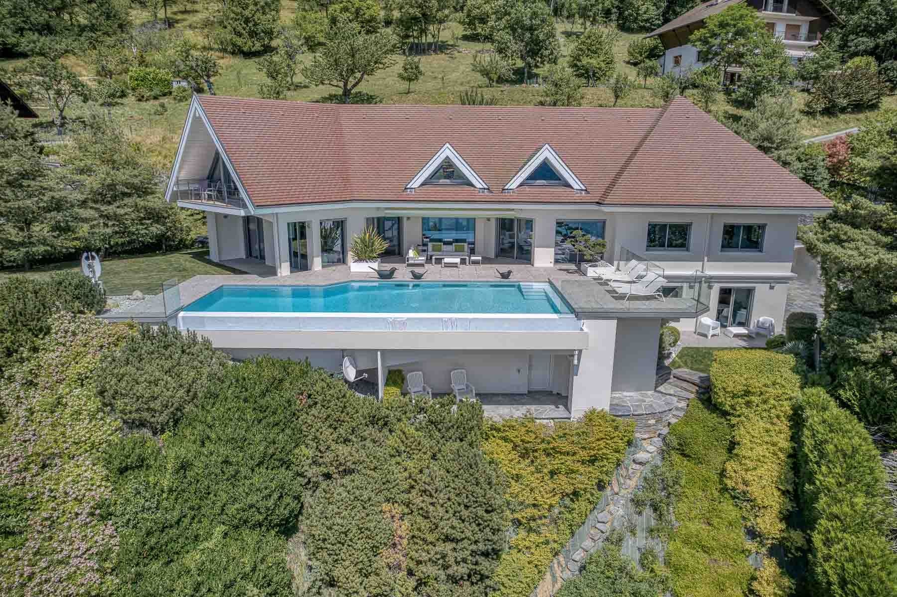 maison de luxe 10 Pièces en vente sur VEYRIER DU LAC (74290)