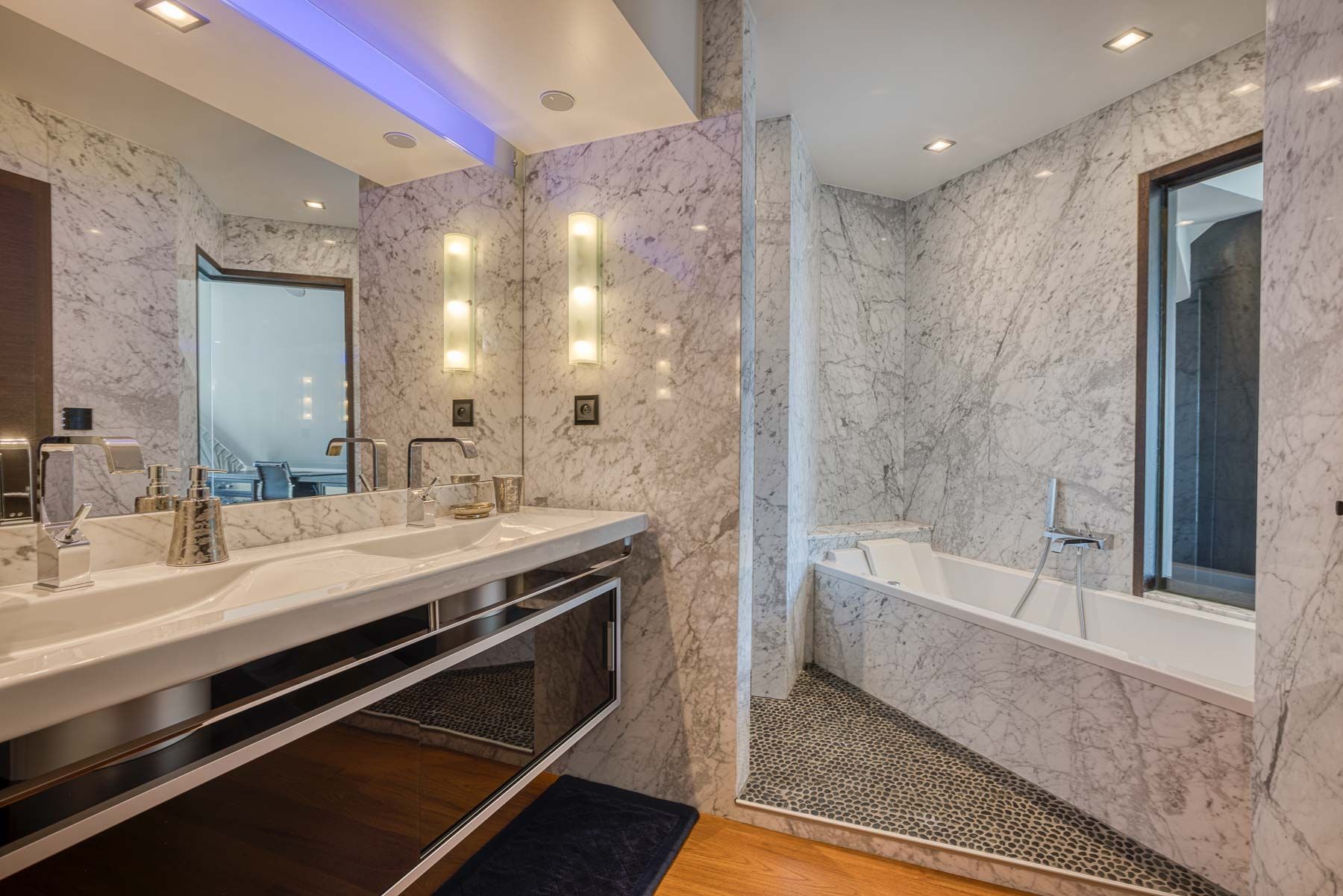 maison de luxe 10 Pièces en vente sur VEYRIER DU LAC (74290)