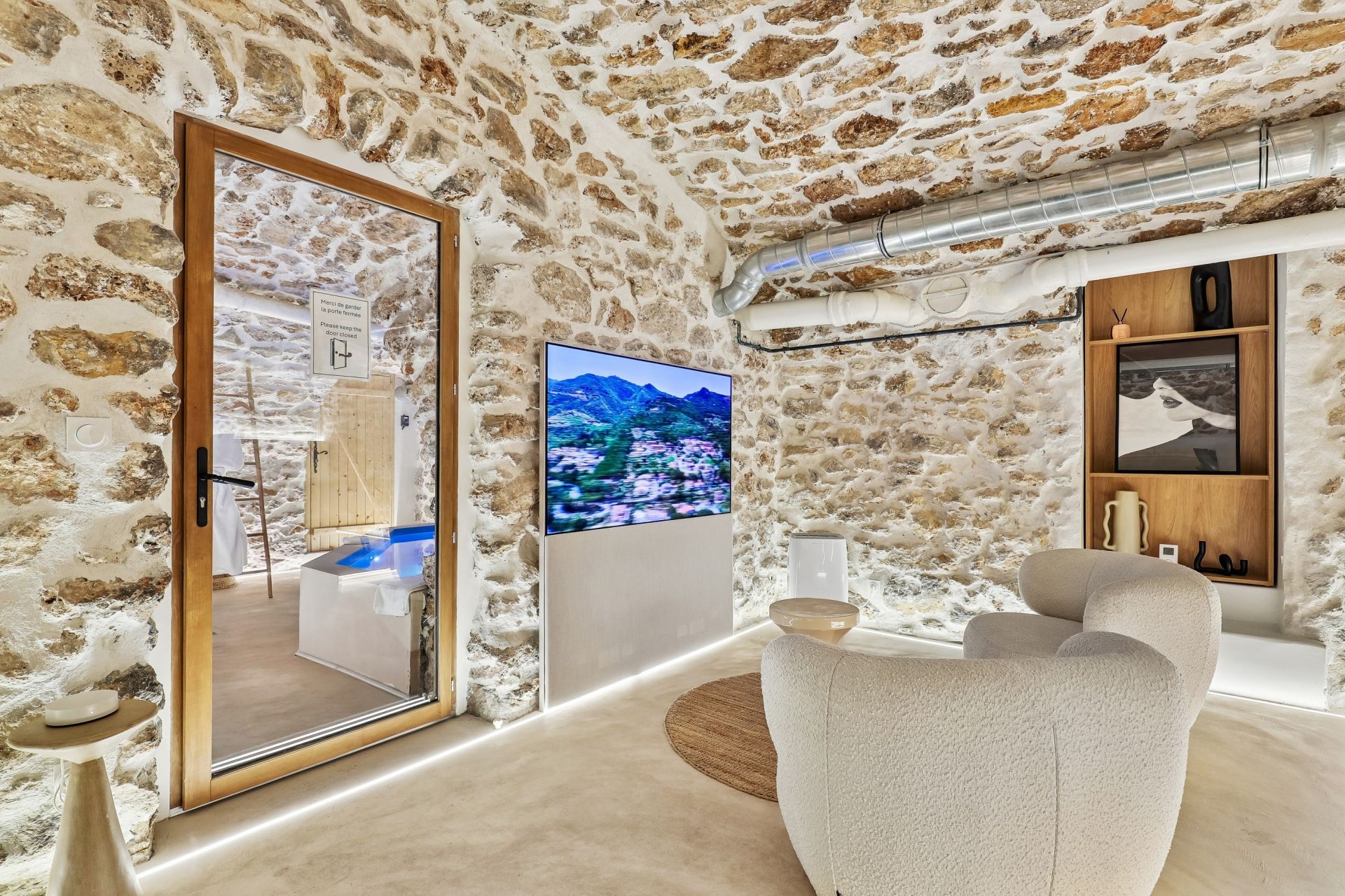 luxury apartment 3 Rooms for sale on PARIS (75011)