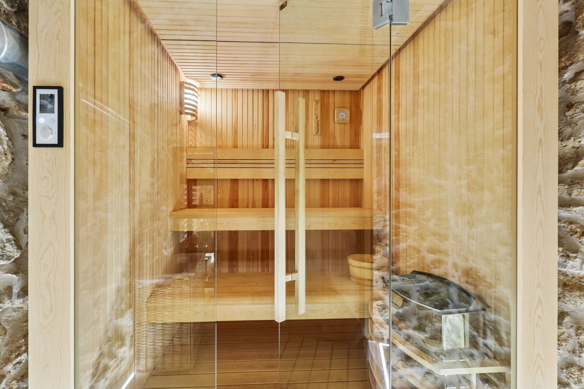 luxury apartment 3 Rooms for sale on PARIS (75011)