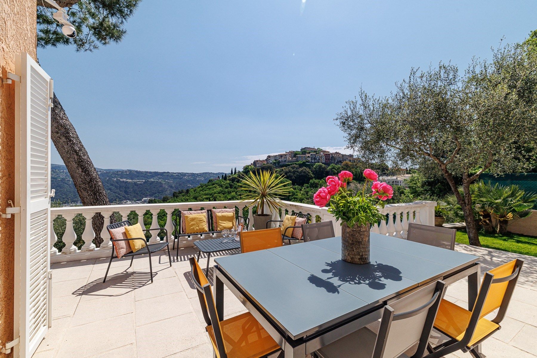 villa de luxe 5 Pièces en vente sur GATTIERES (06510)