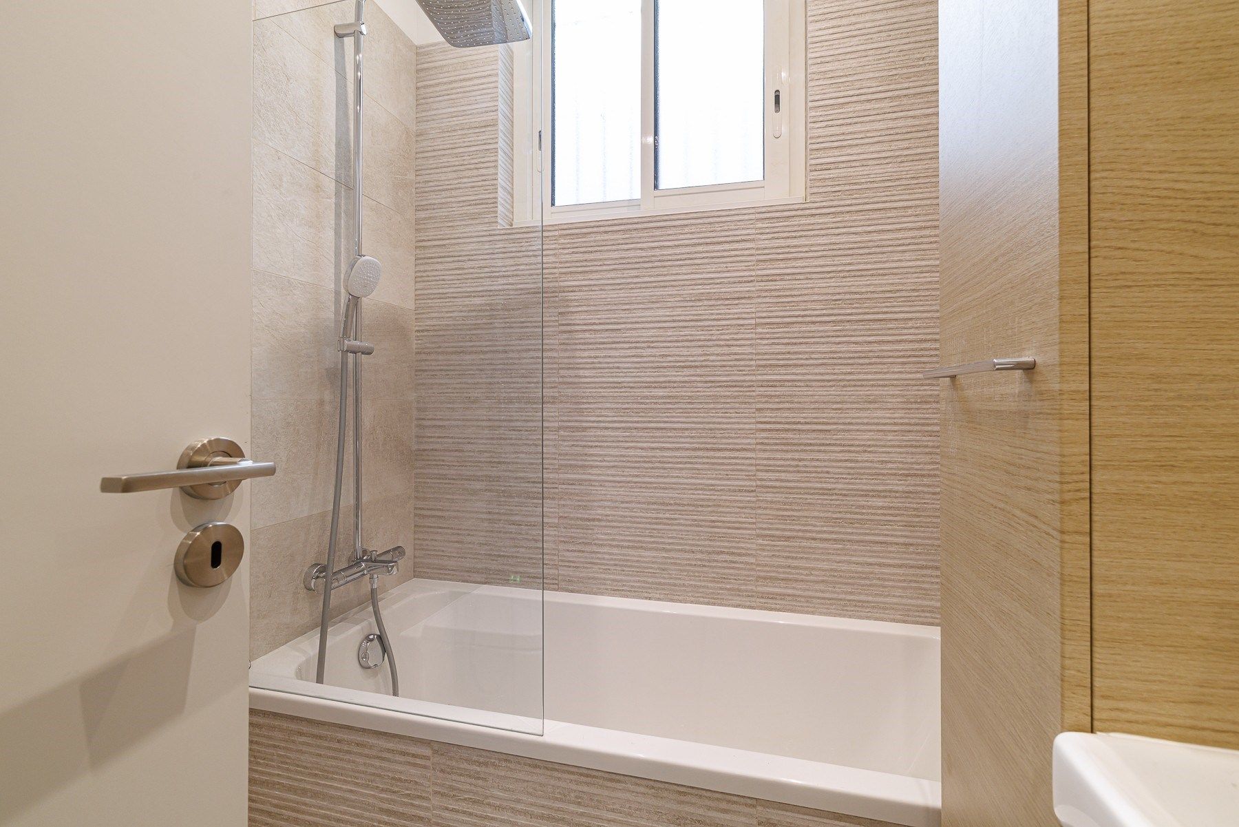 luxury apartment 3 Rooms for sale on NICE (06000)