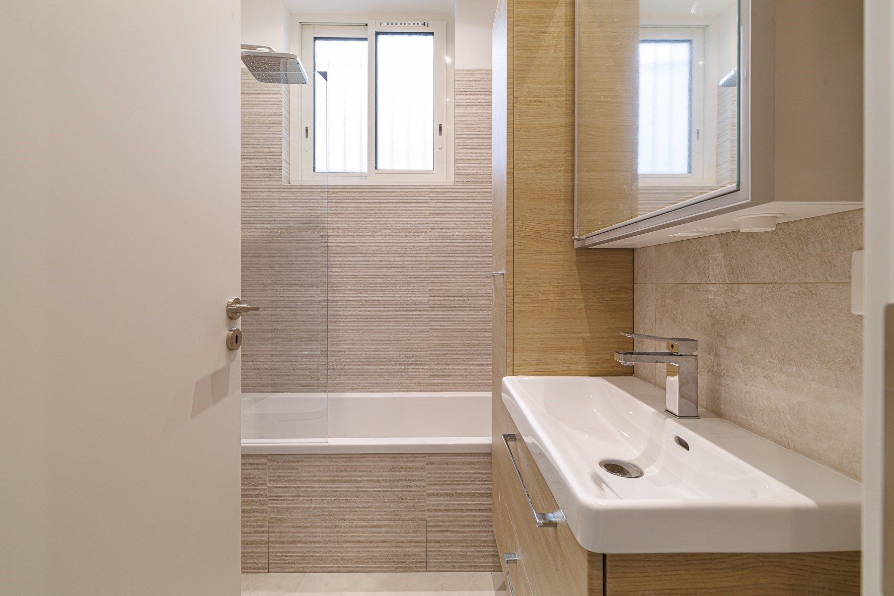 luxury apartment 3 Rooms for sale on NICE (06000)