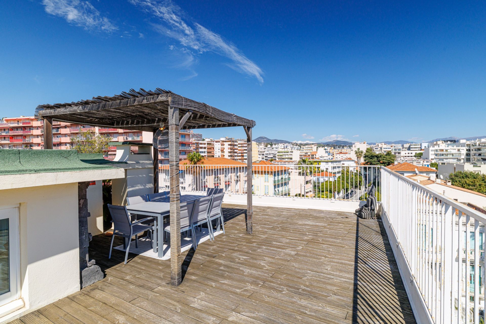 duplex de luxe 5 Pièces en vente sur NICE (06000)