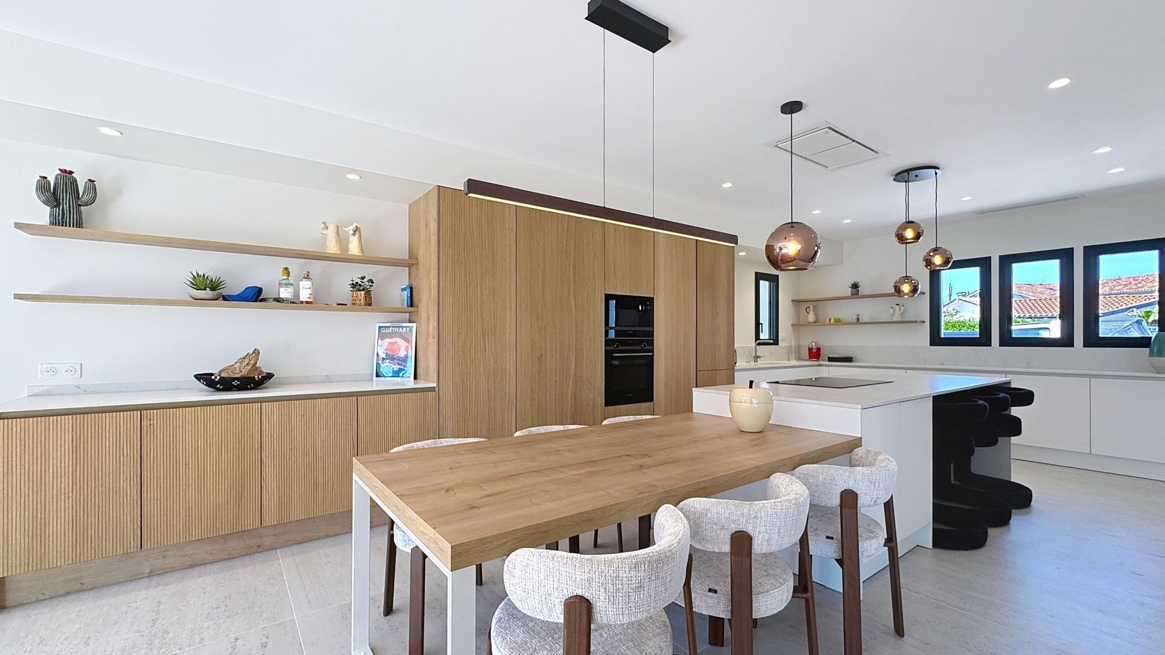 luxury house 8 Rooms for sale on BIDART (64210)