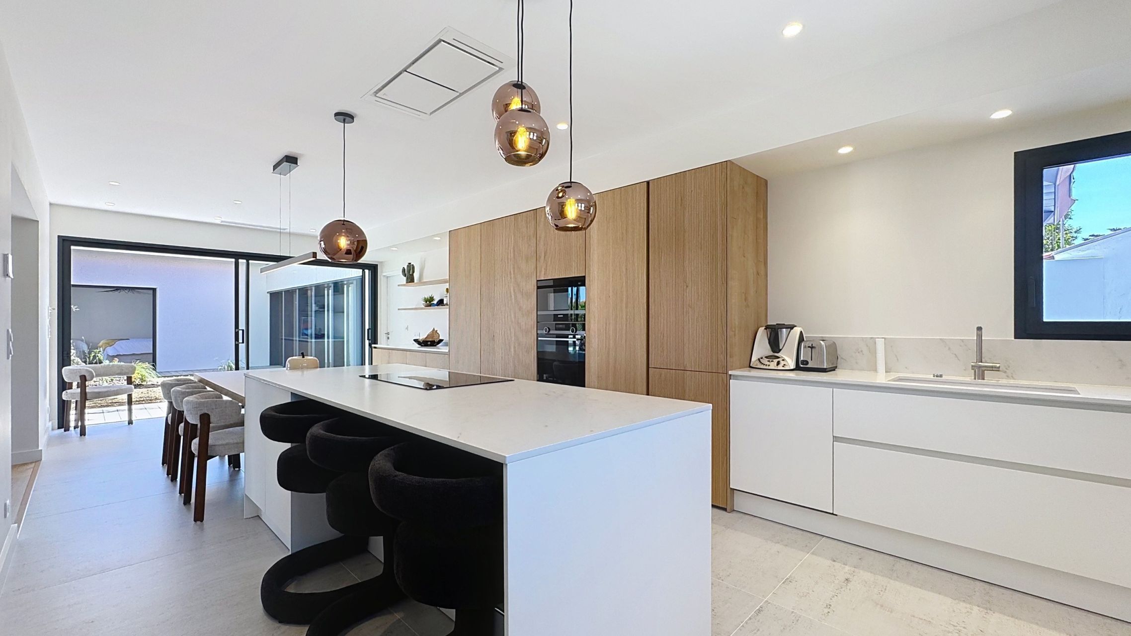 luxury house 8 Rooms for sale on BIDART (64210)