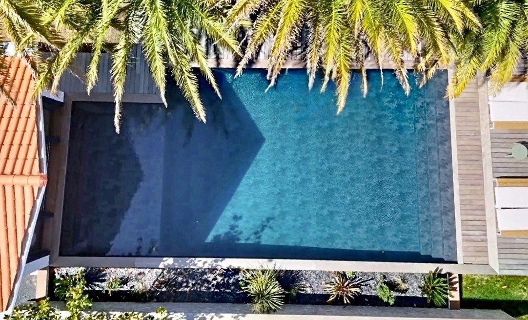 luxury house 8 Rooms for sale on BIDART (64210)